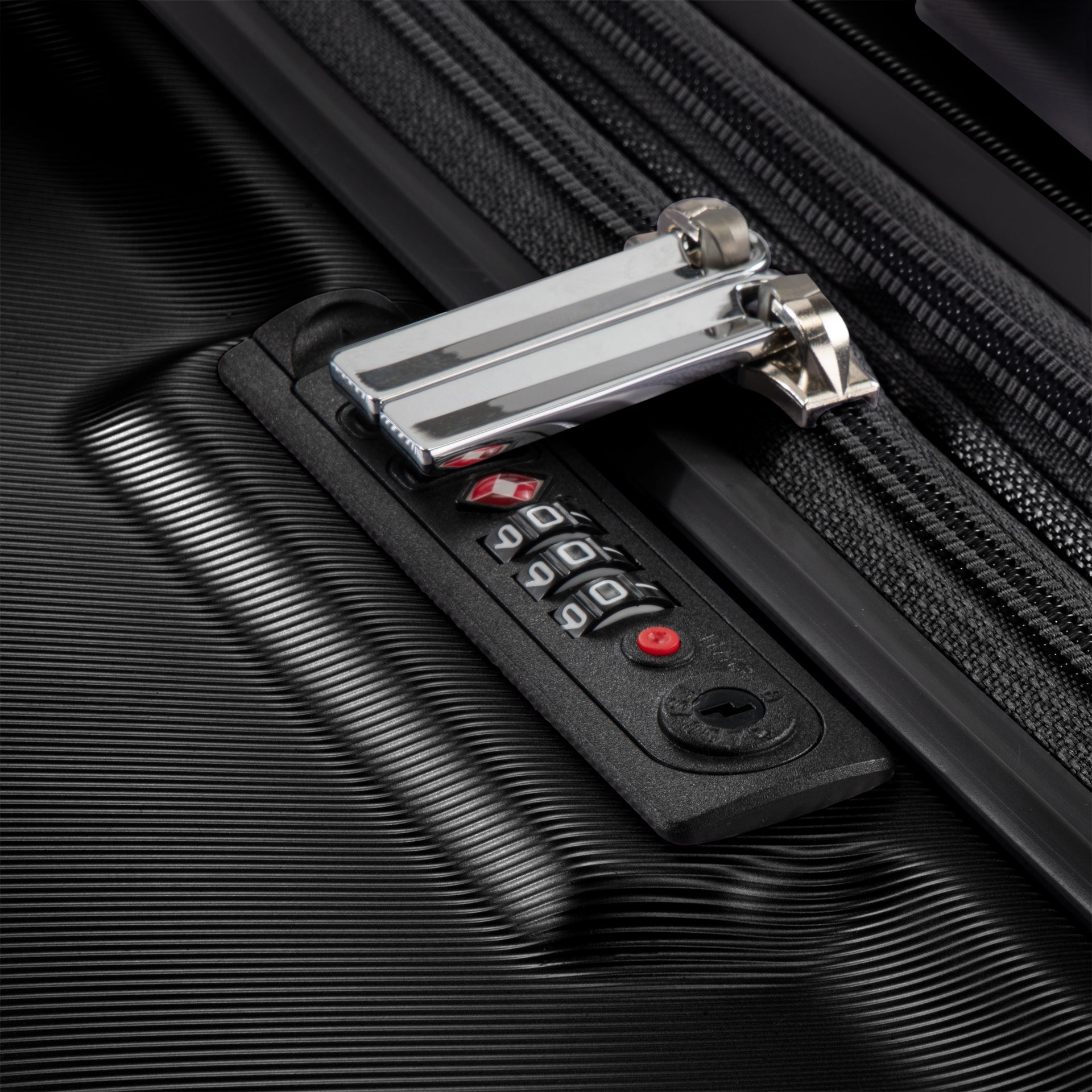 Ricardo Beverly Hills Rodeo Drive 2.0 Hardside Expandable Spinner Large Check-In 29"