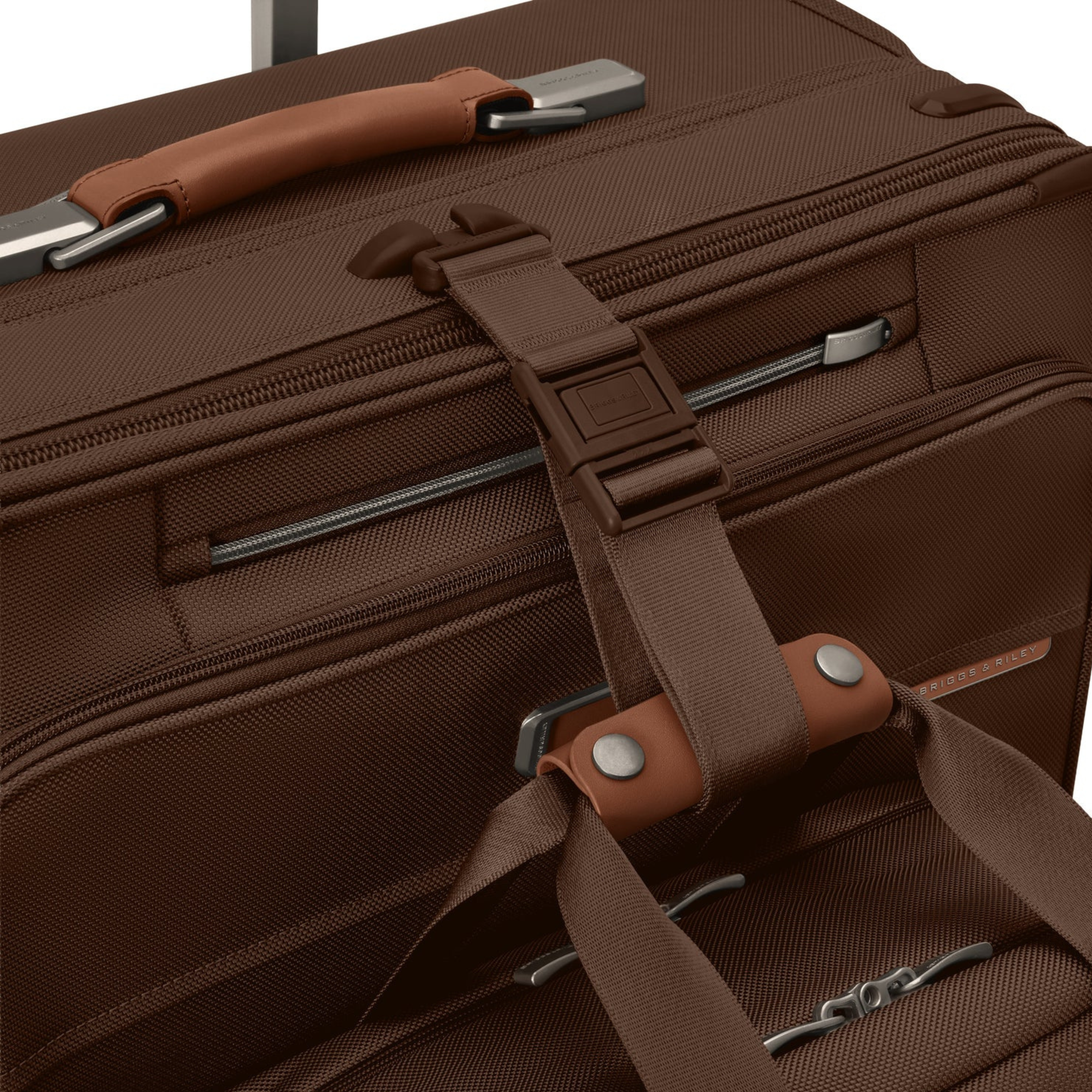 Briggs & Riley Baseline Essential Carry-On Spinner Chocolate