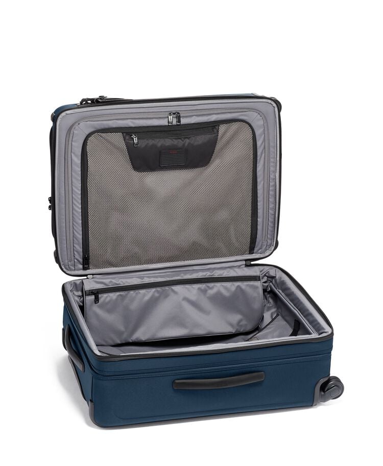 Tumi Alpha 3 Short Trip Expandable 4 Wheeled Packing Case