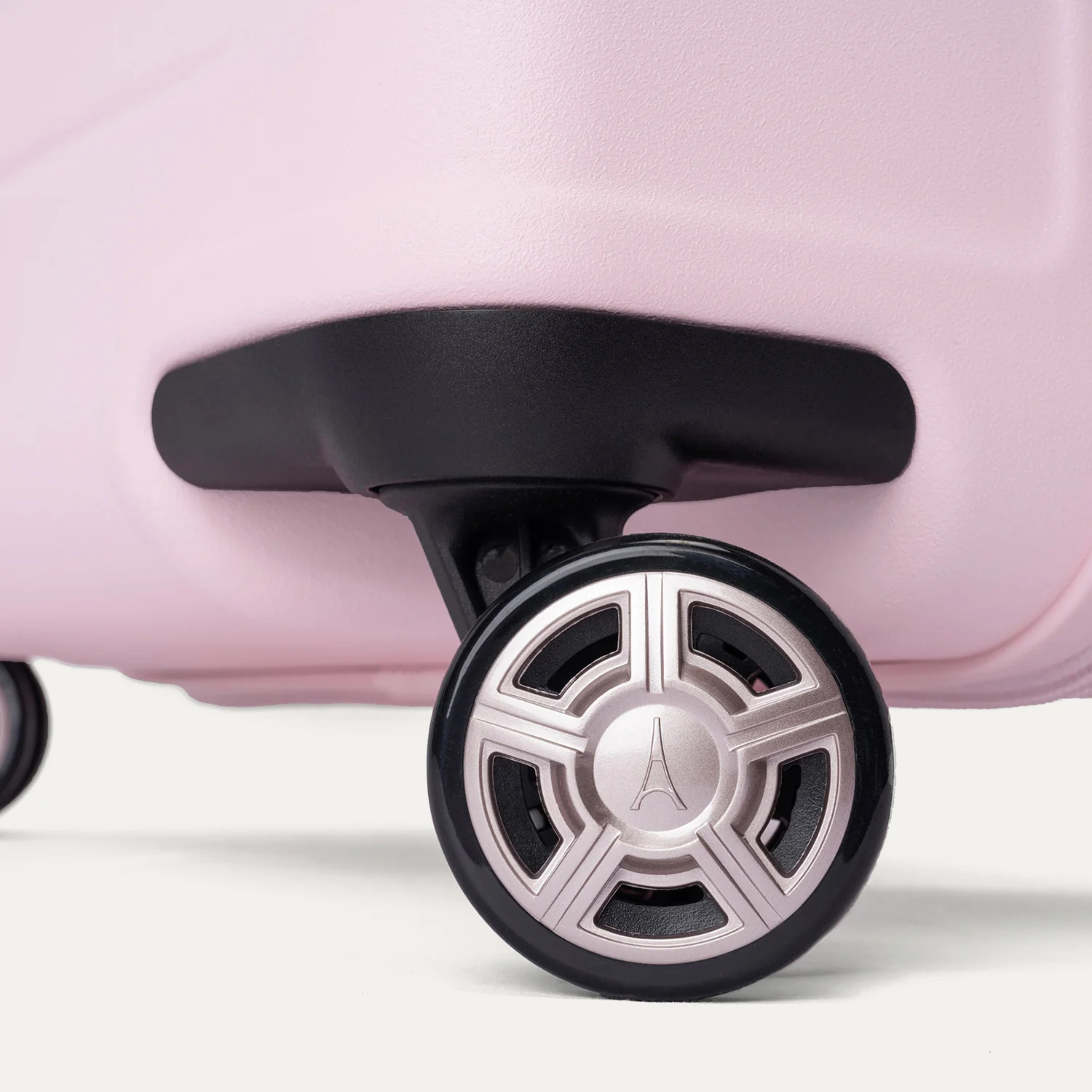 Travelpro Platinum Elite Hardside Expandable Spinner