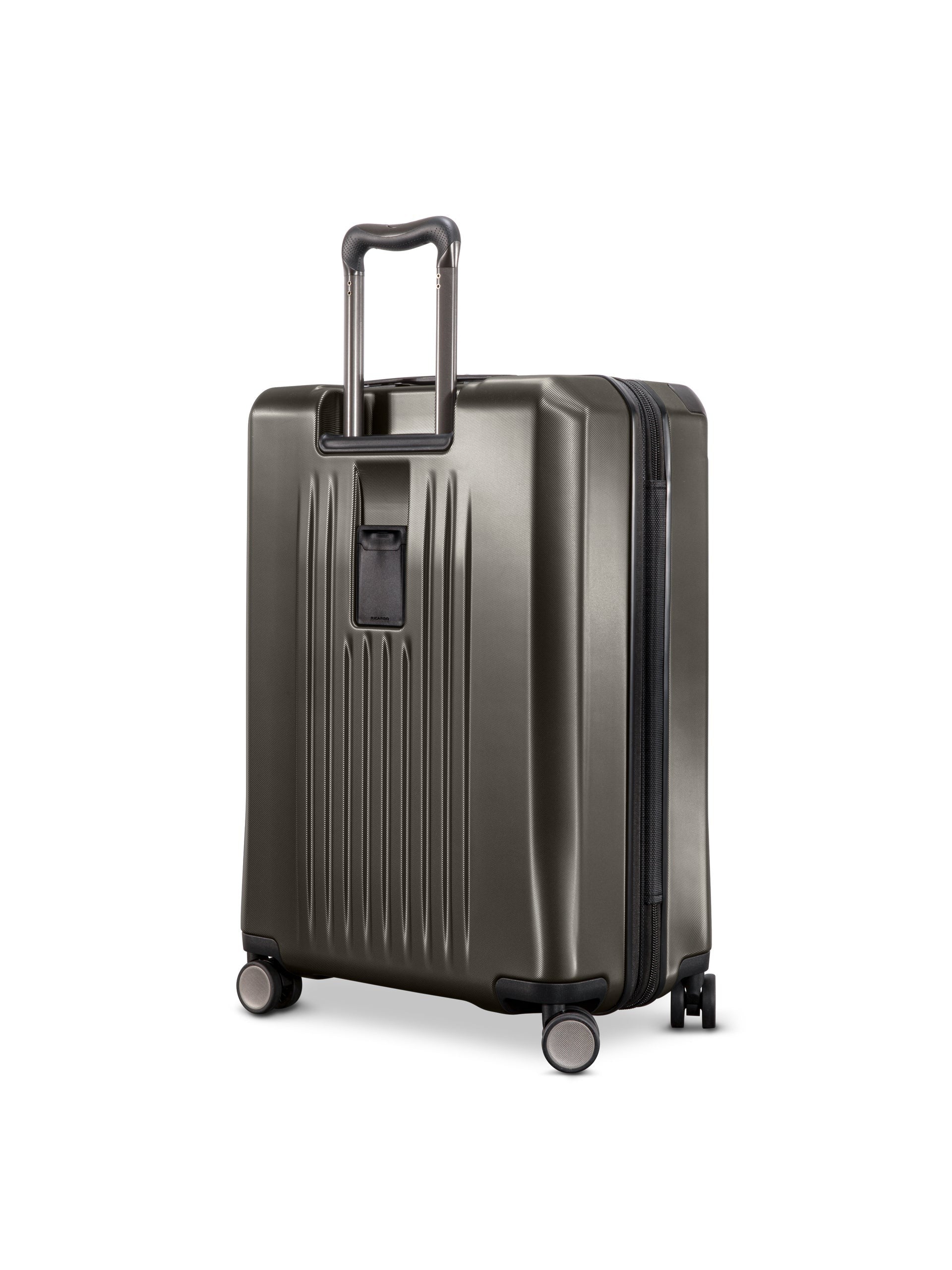 Ricardo Beverly Hills Montecito 2.0 Hardside Spinner Medium 26"