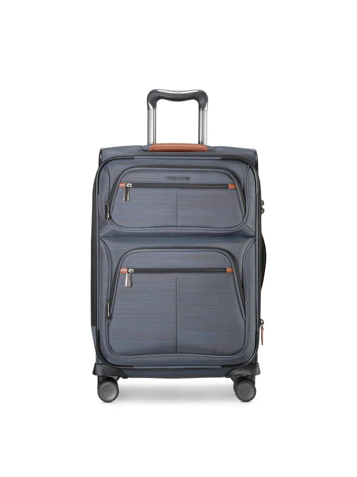 Ricardo Beverly Hills Montecito 2.0 Softside Spinner Carry-On 21"