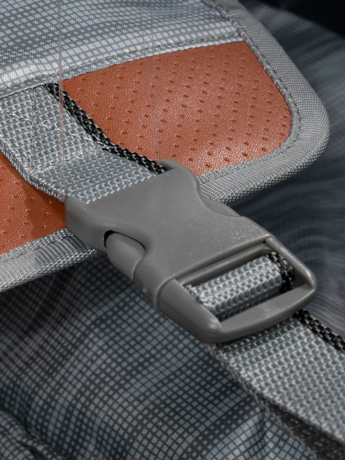 Ricardo Beverly Hills Montecito 2.0 Softside Spinner Large Check-In 30"