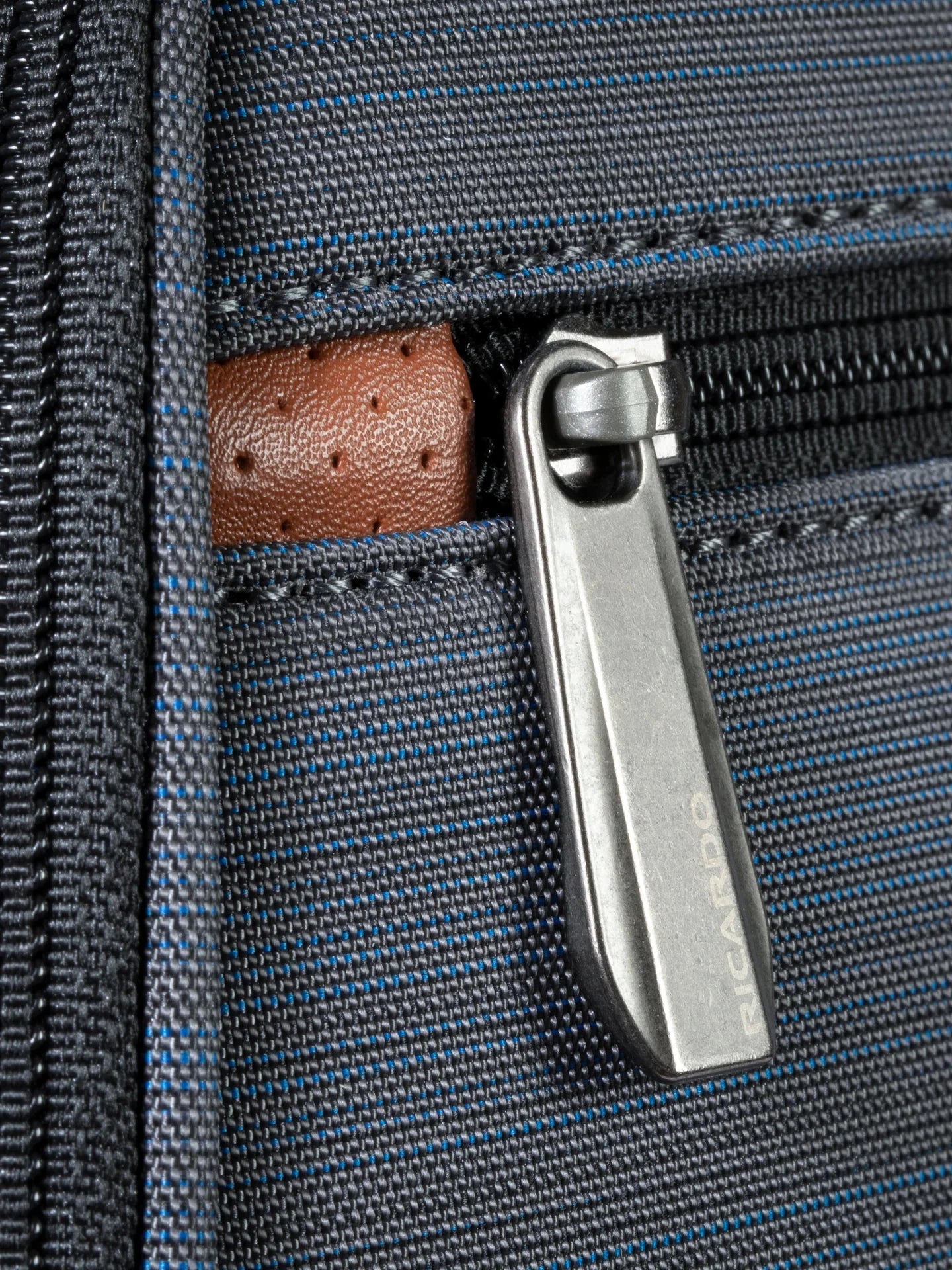 Ricardo Beverly Hills Montecito 2.0 Softside Spinner Large Check-In 30"