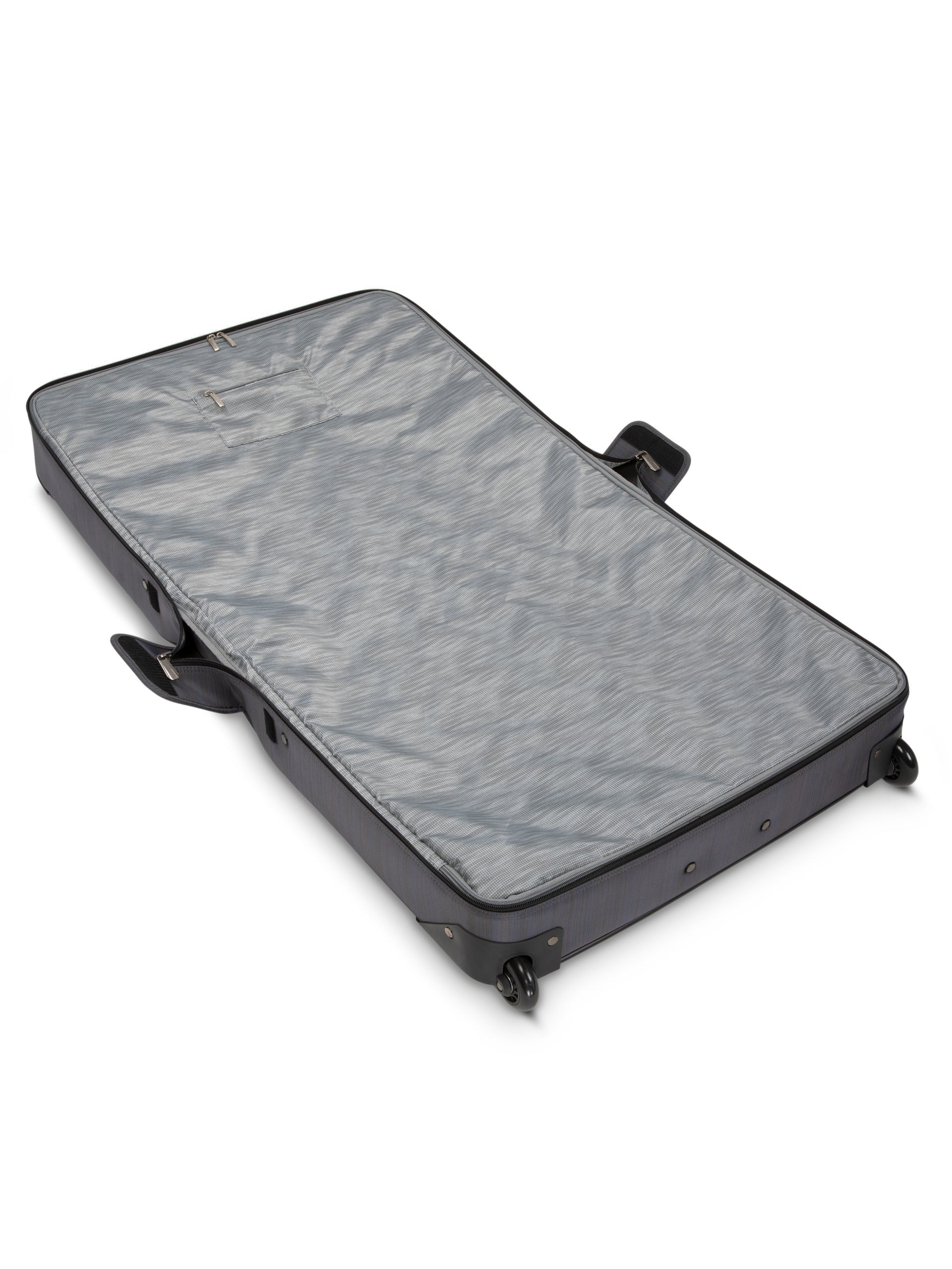 Ricardo Beverly Hills Montecito 2.0 Rolling Garment Bag
