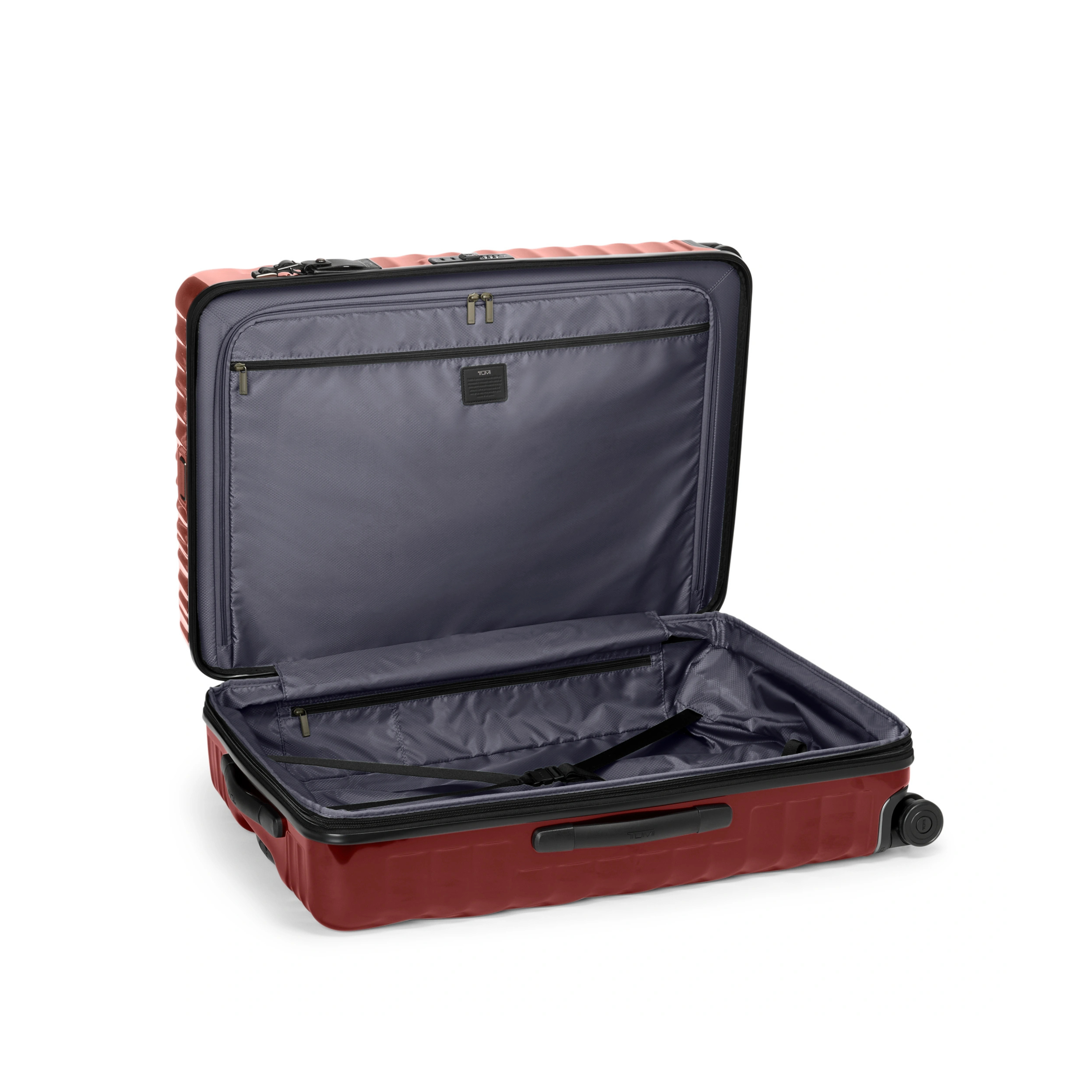 Tumi 19 Degree Extended Trip Expandable 4 Wheeled P/C