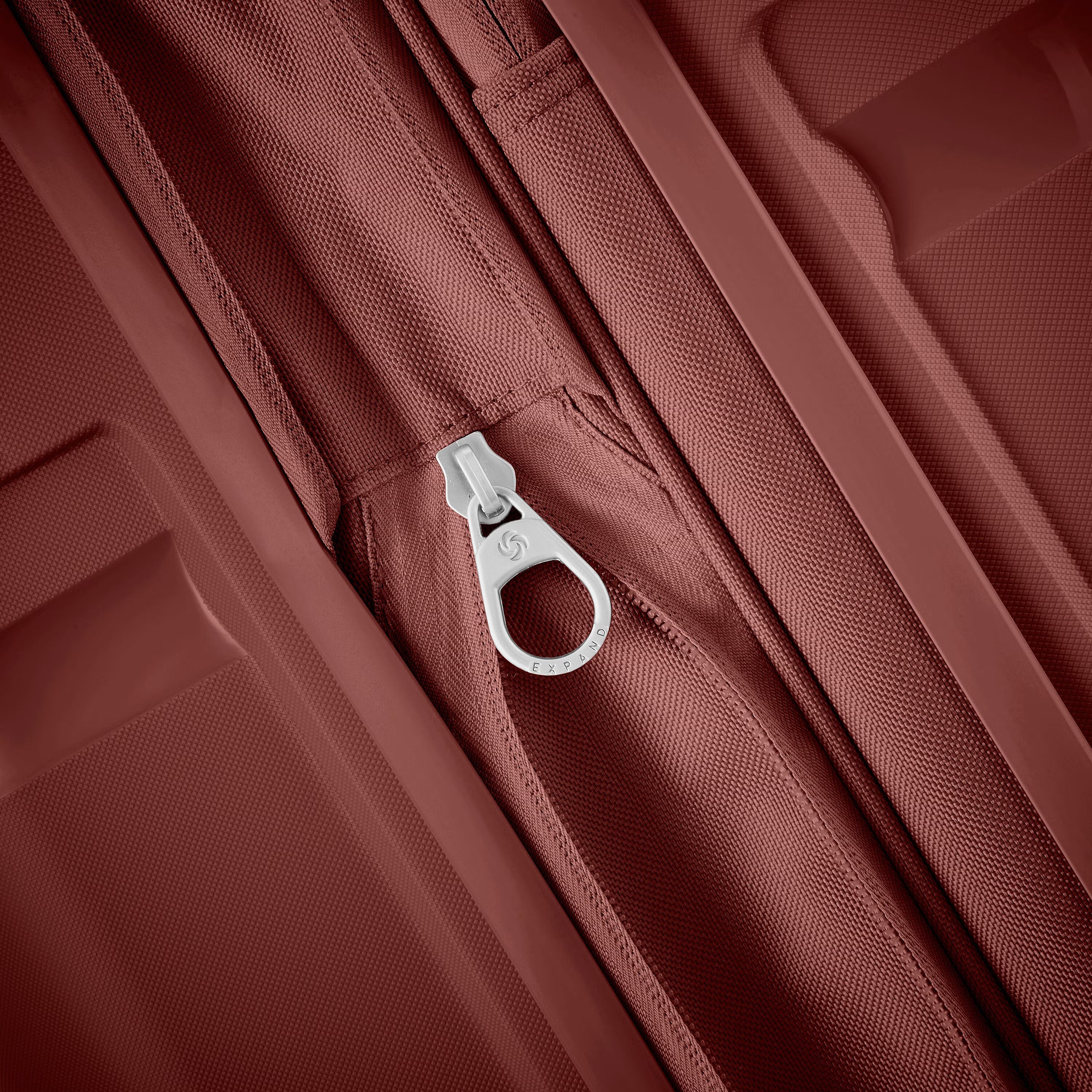 Samsonite Outline Pro Hardside Spinner