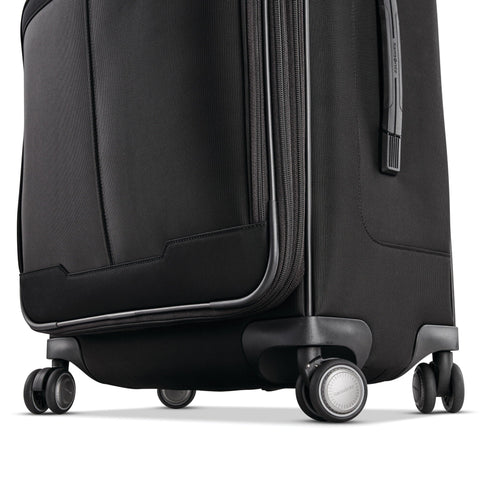 Silhouette 17 Large Expandable Spinner 29.5" - Voyage Luggage