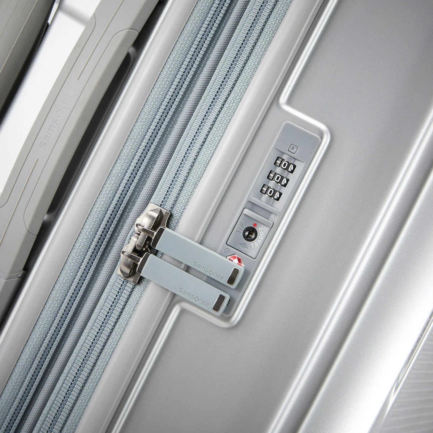 Samsonite Silhouette 17 Hardside Medium Expandable Spinner