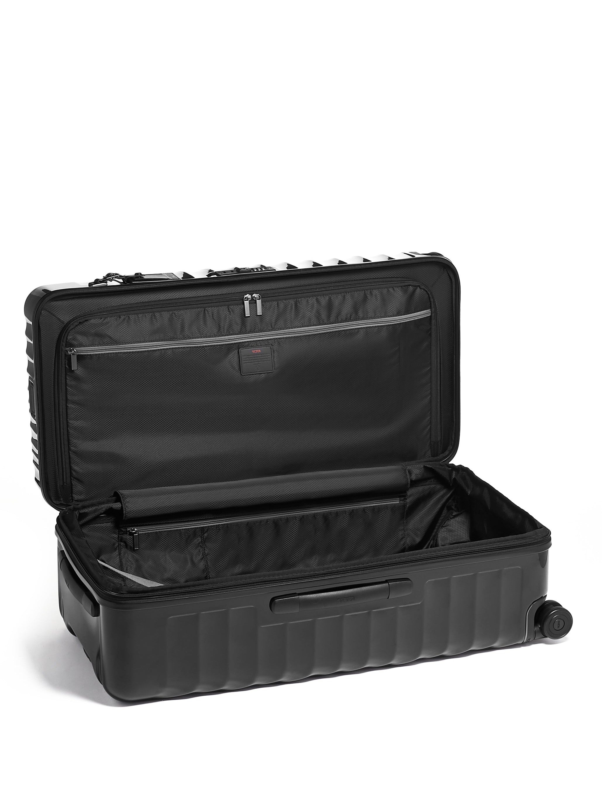 Tumi 19 Degree Rolling Expandable Trunk