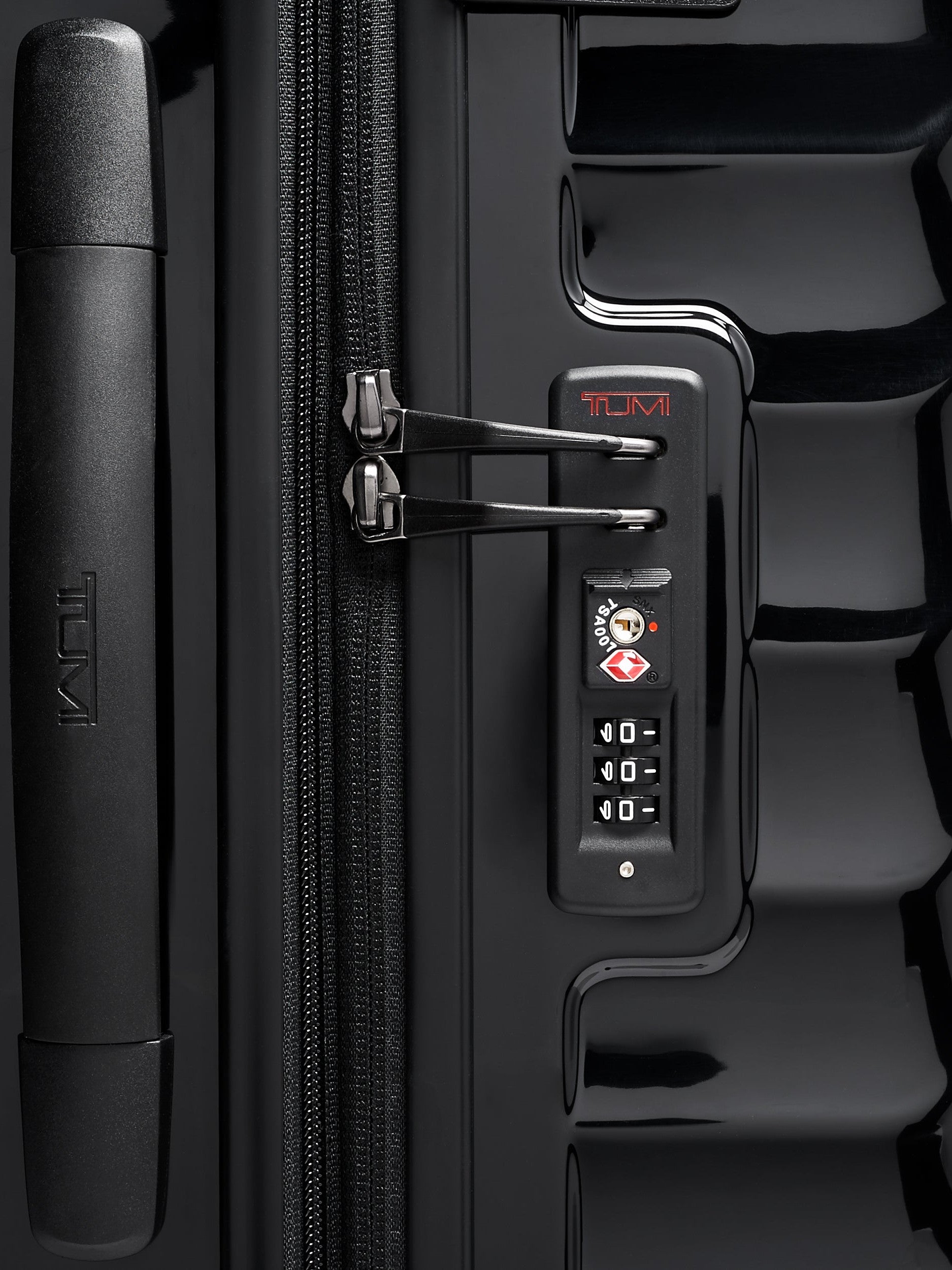 Tumi 19 Degree Rolling Expandable Trunk