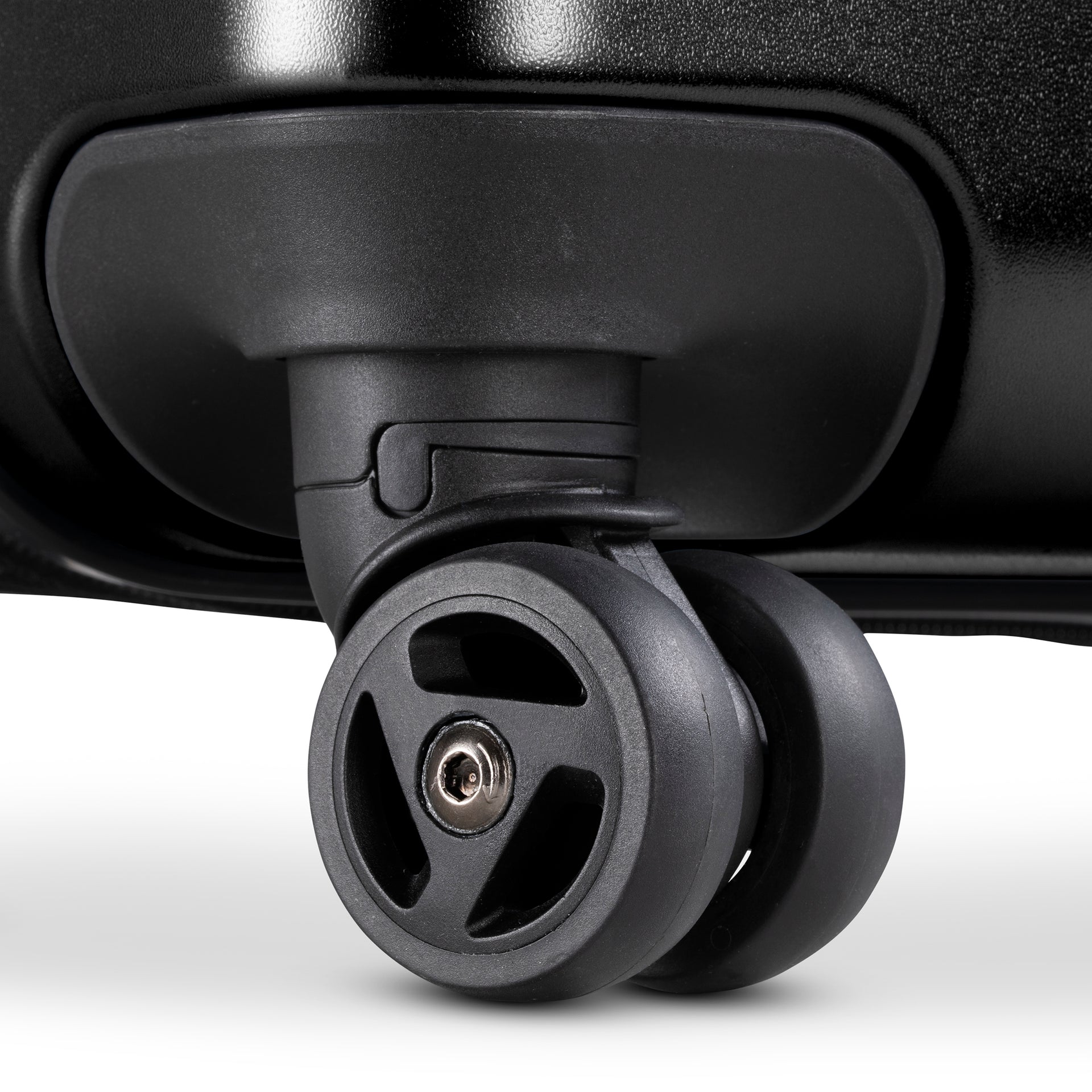 Ricardo Beverly Hills Cambria Hardside Expandable Spinner Carry-On 20"