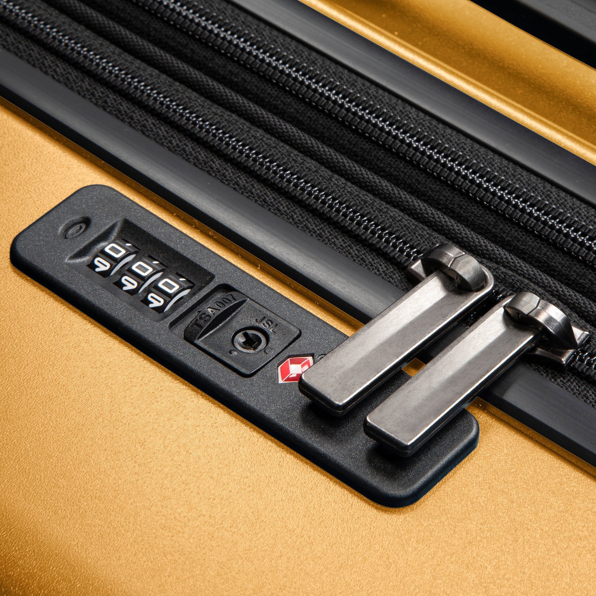 Ricardo Beverly Hills Cambria Hardside Expandable Spinner Carry-On 20"