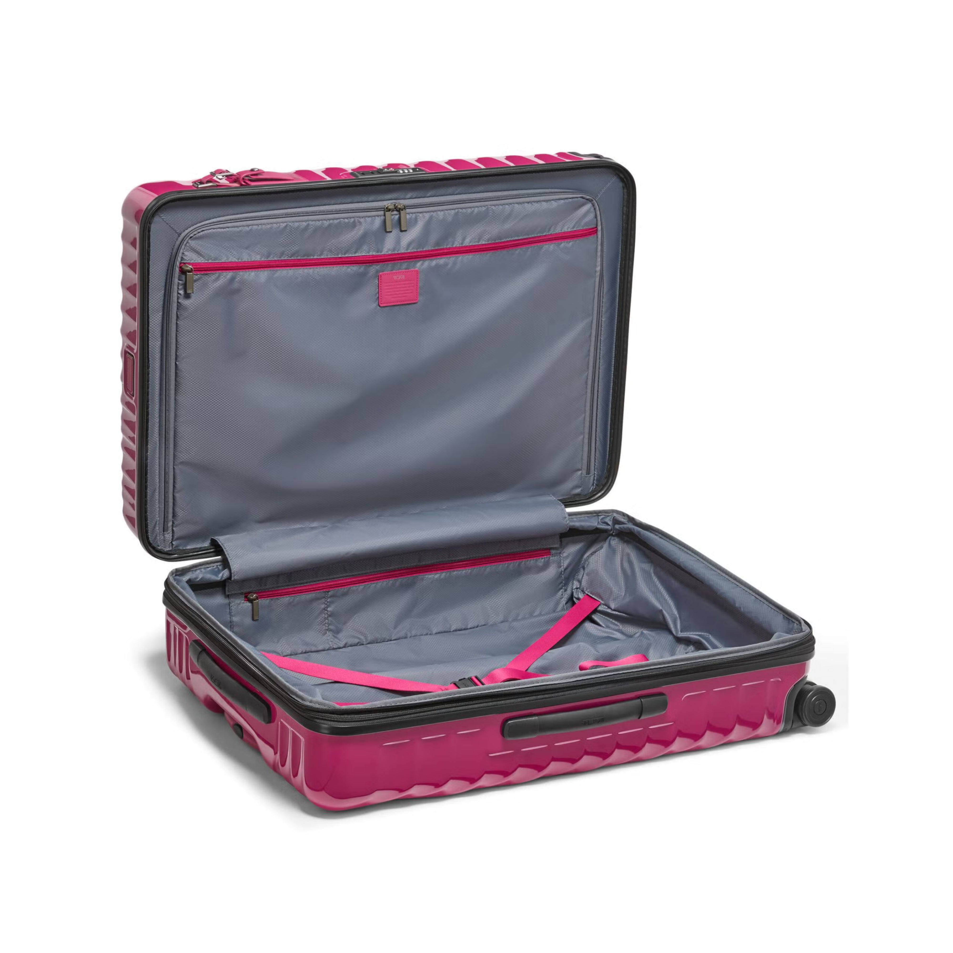 Tumi 19 Degree Extended Trip Expandable 4 Wheel Packing Case