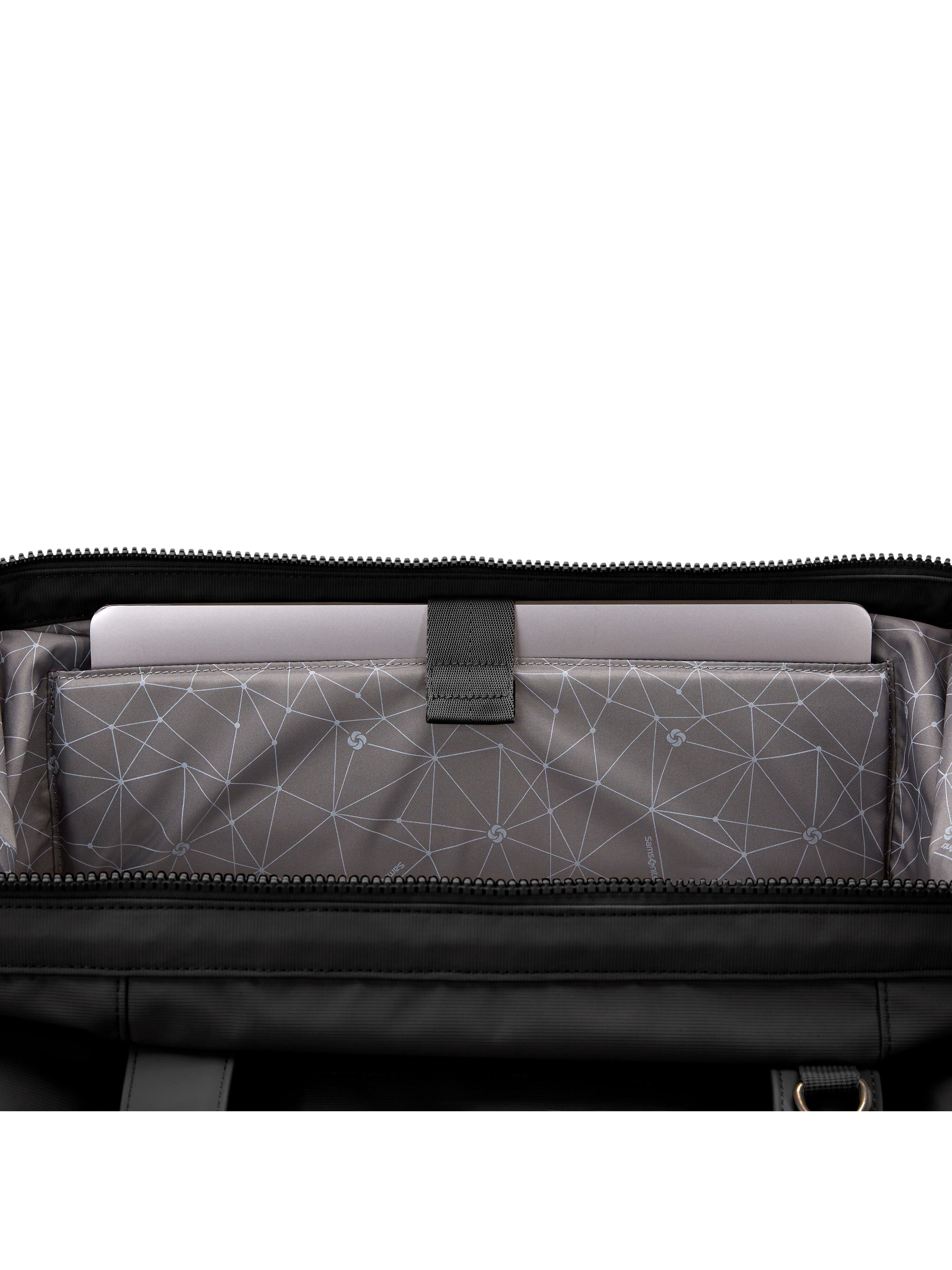 Bolso de fin de semana con parte inferior abatible