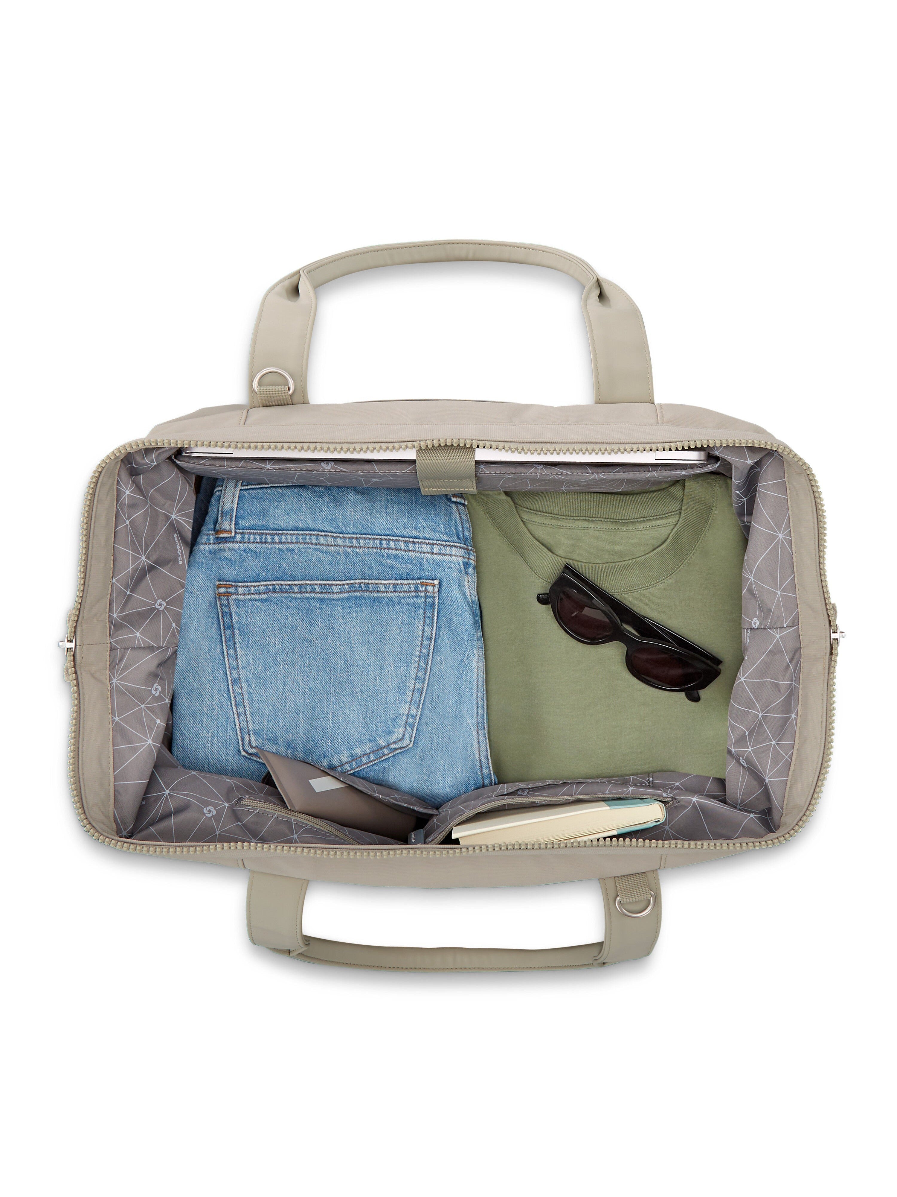 Bolso de fin de semana con parte inferior abatible