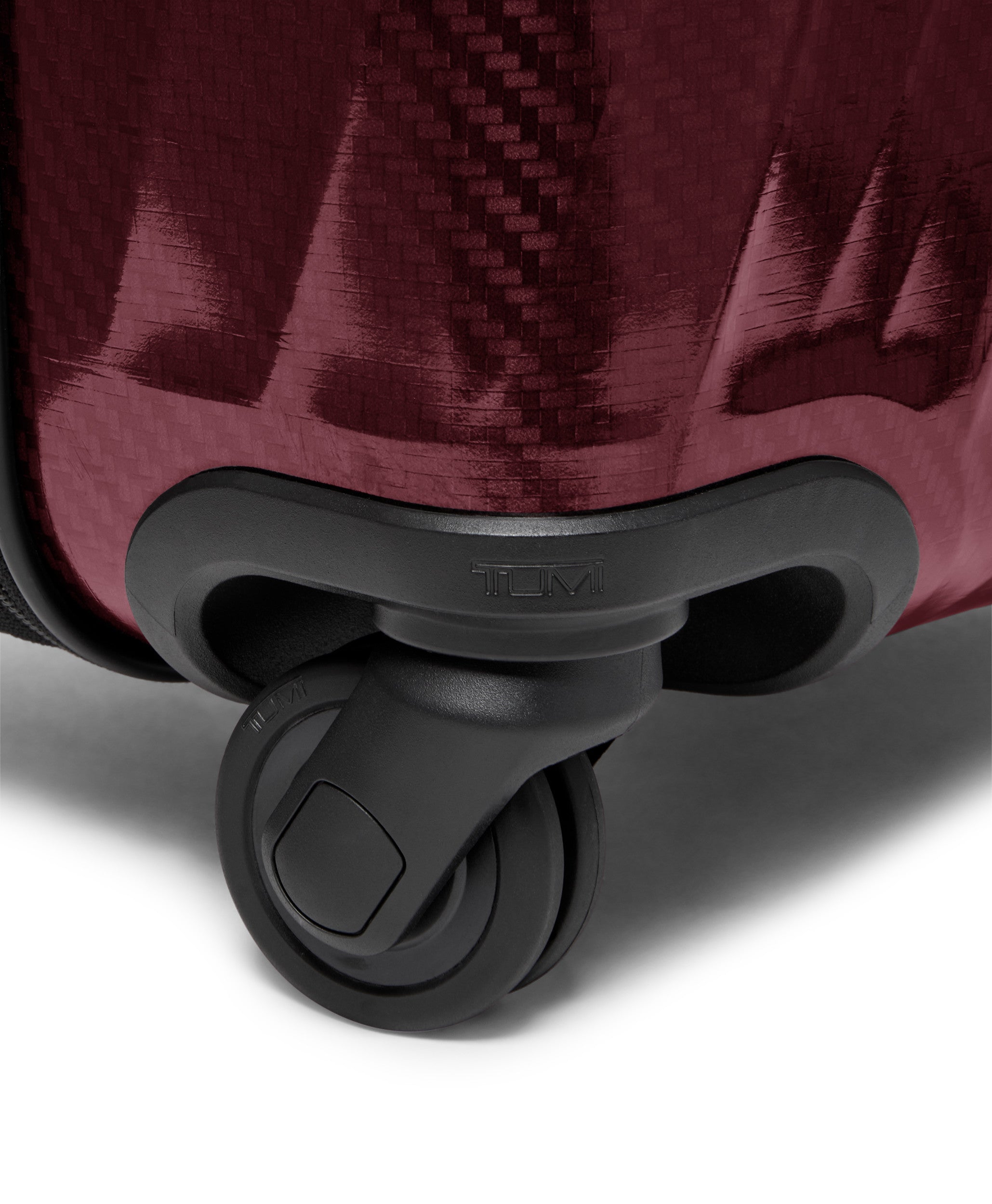 Tumi 19 Degree Lite International Carry-On