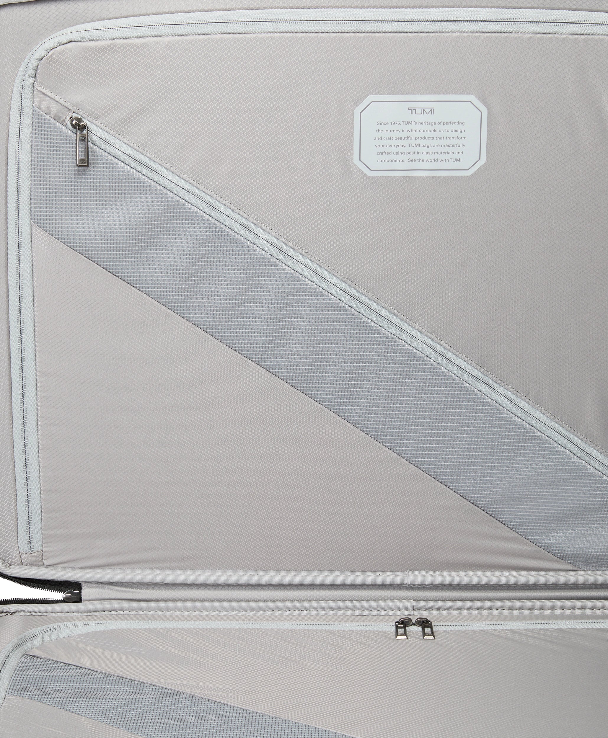 Tumi 19 Degree Lite Extended Trip Packing Case