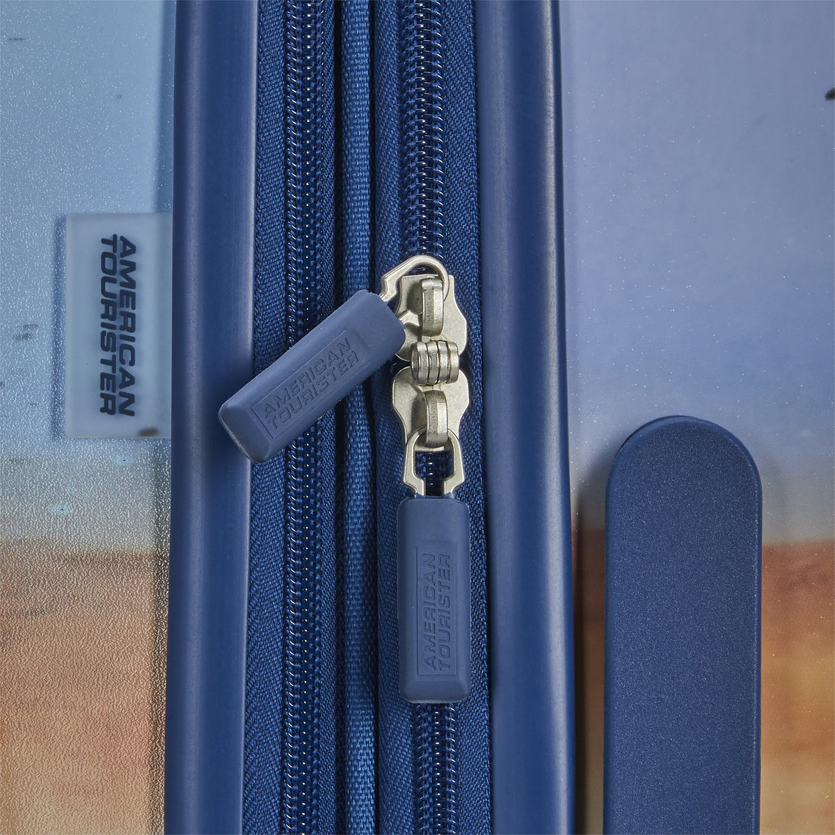 American Tourister Star Wars Hardside Carry-On Spinner 21" - R2D2