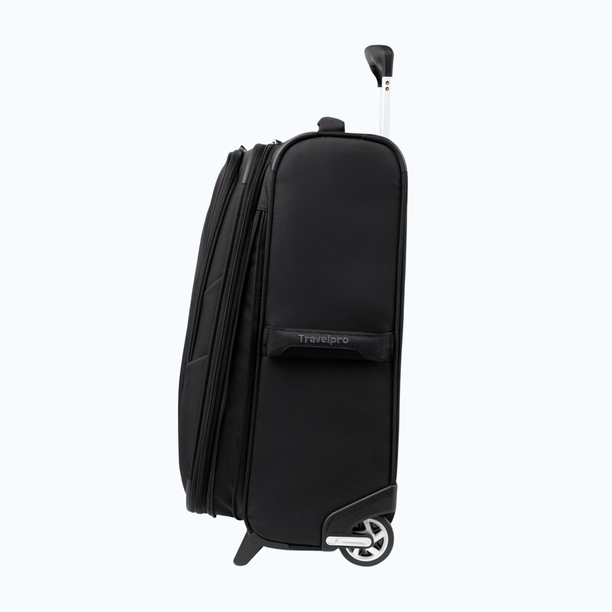 Travelpro Maxlite 5 Carry-On Expandable Rollaboard