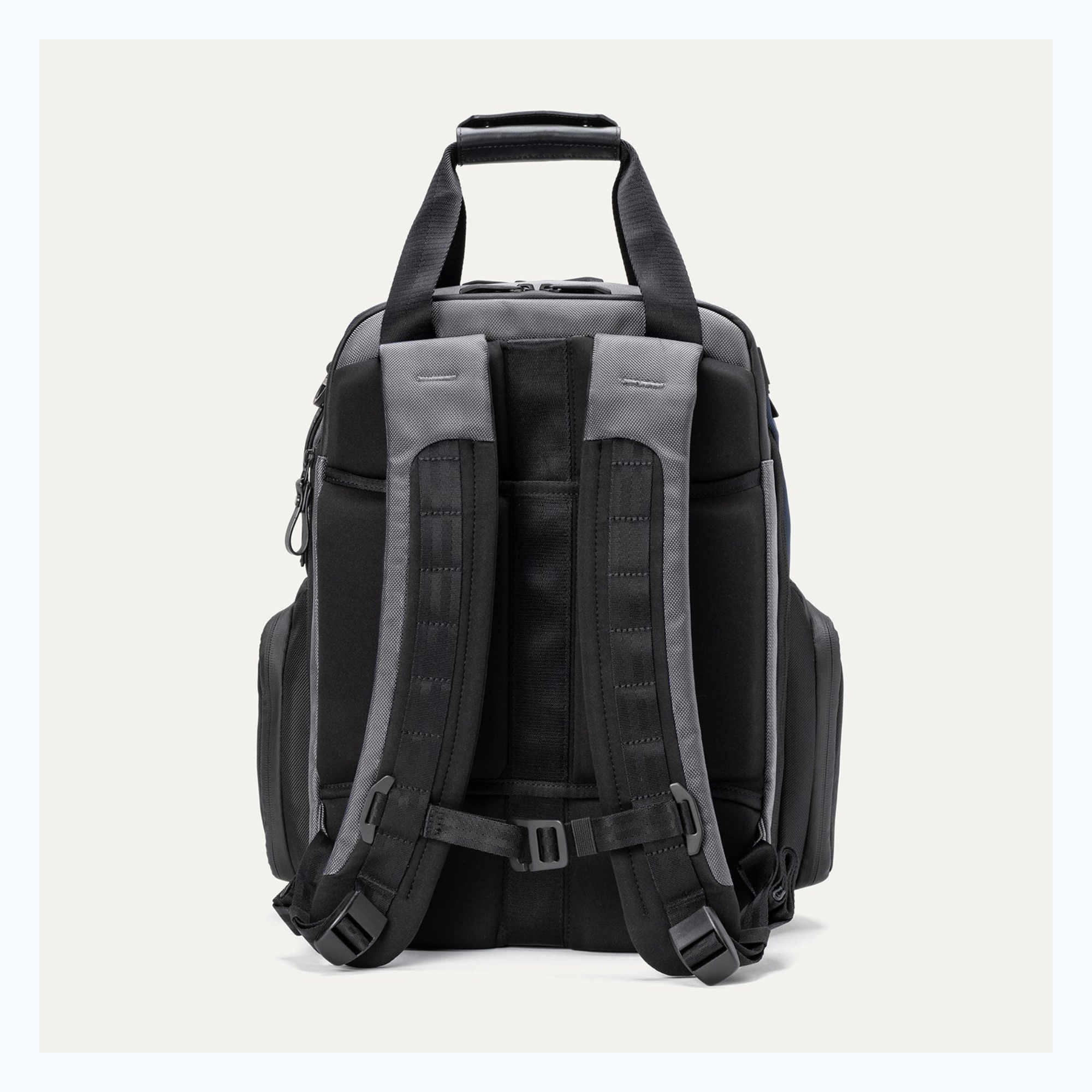 Travelpro Altitude Medium Expandable Laptop Backpack 25-30L
