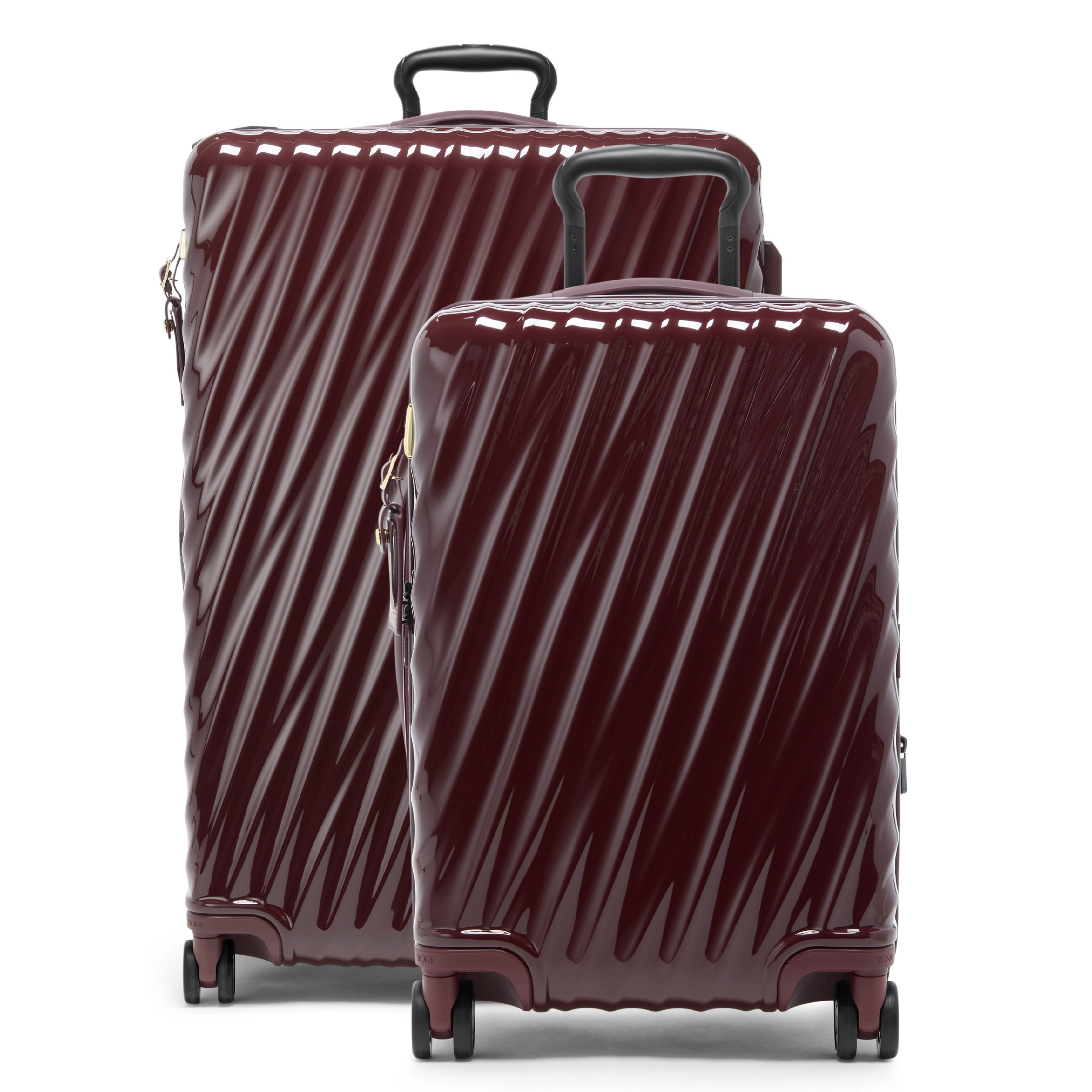 Tumi 19 Degree Extended Trip Expandable 4 Wheeled P/C
