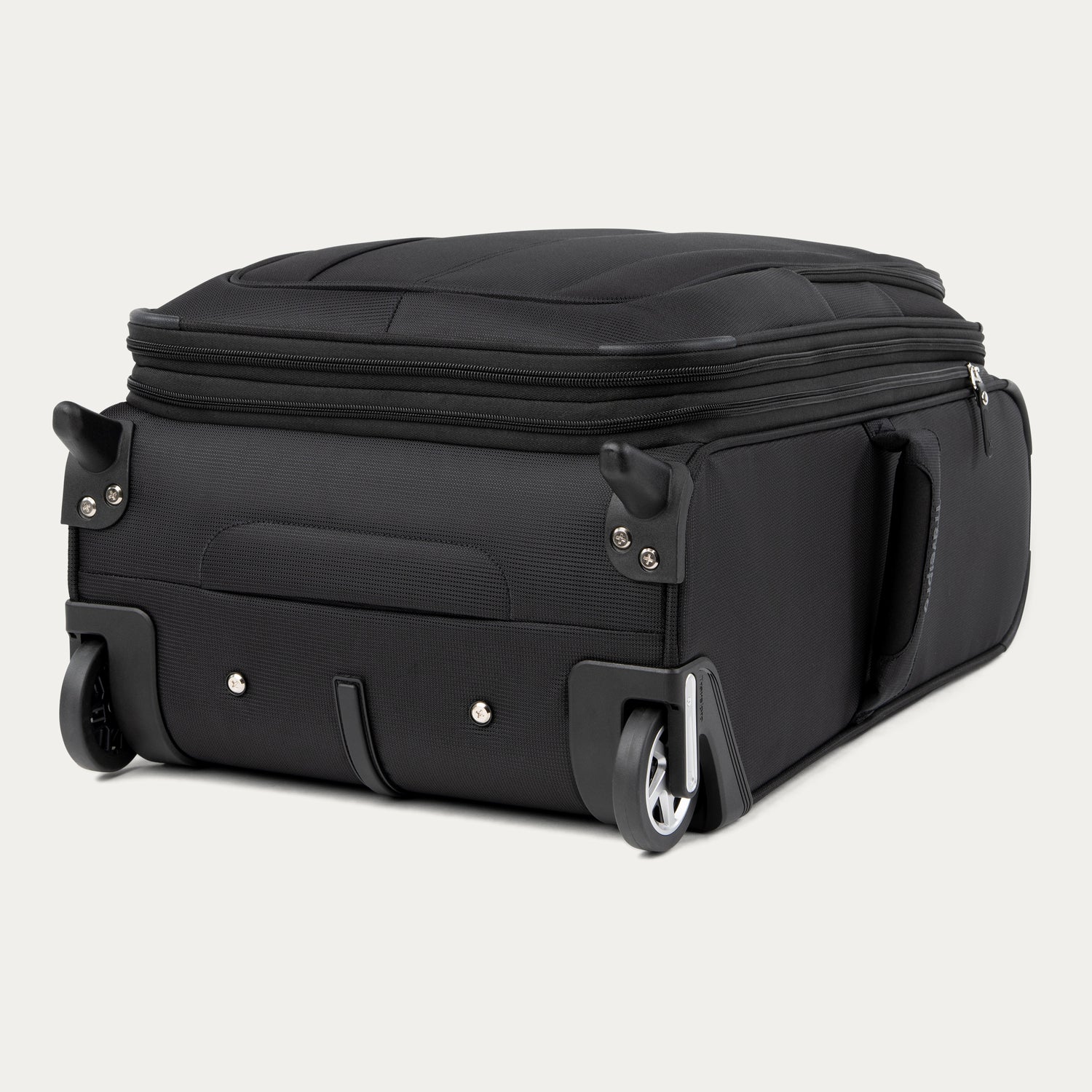 Travelpro Maxlite 5 Carry-On Expandable Rollaboard