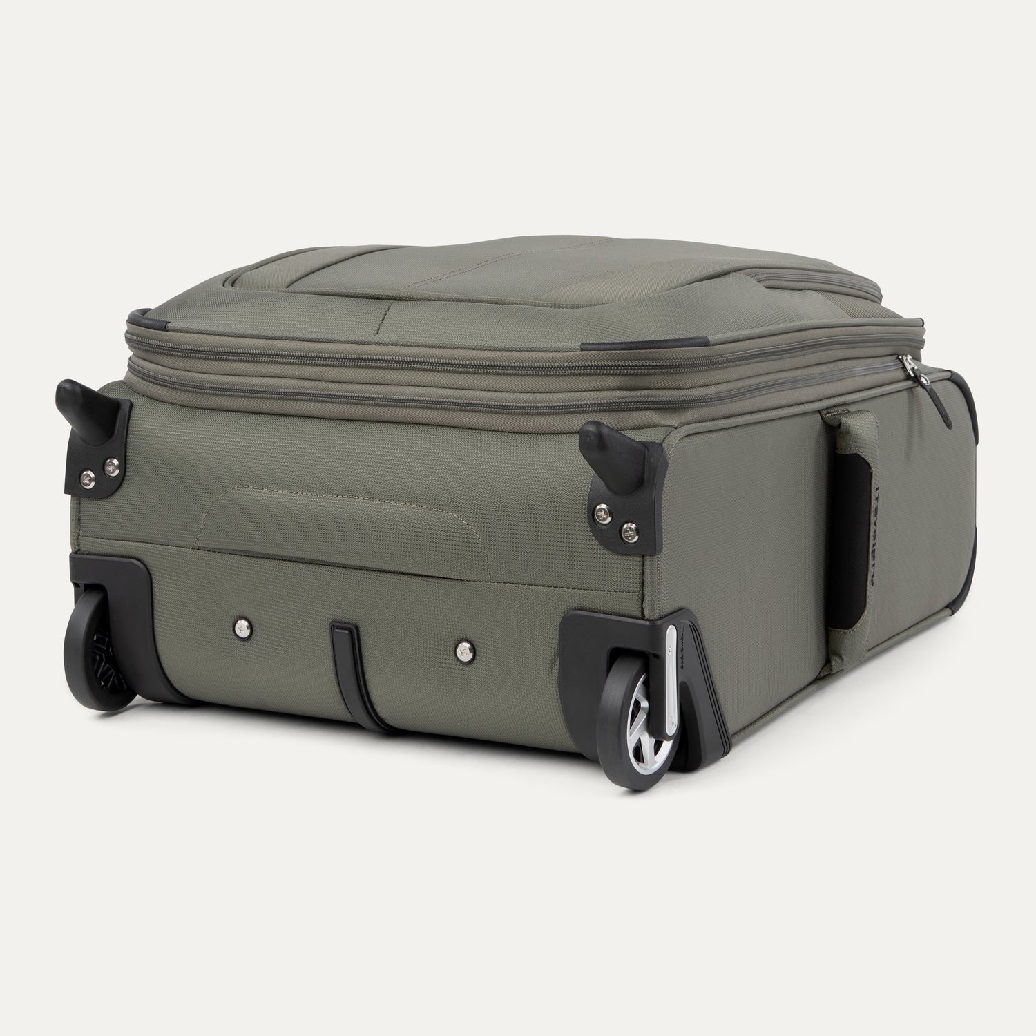 Travelpro Maxlite 5 International Carry-On Expandable Rollaboard