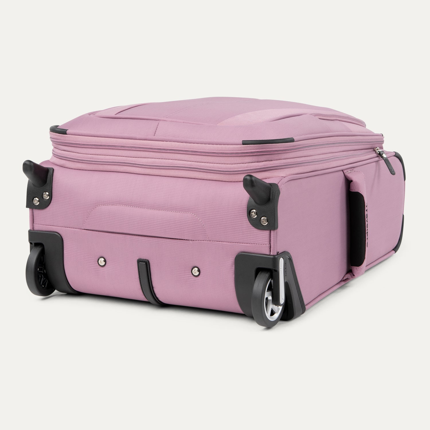 Travelpro Maxlite 5 International Carry-On Expandable Rollaboard