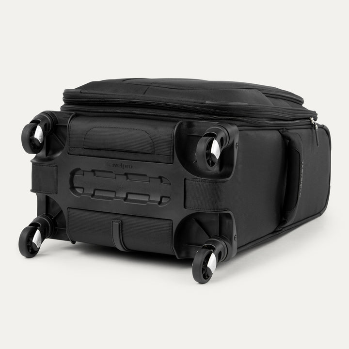 Travelpro Maxlite 5 Expandable Softside Spinner