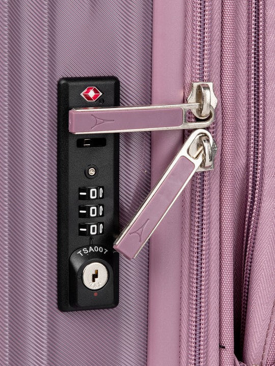 Travelpro Maxlite Air Expandable Hardside Spinner