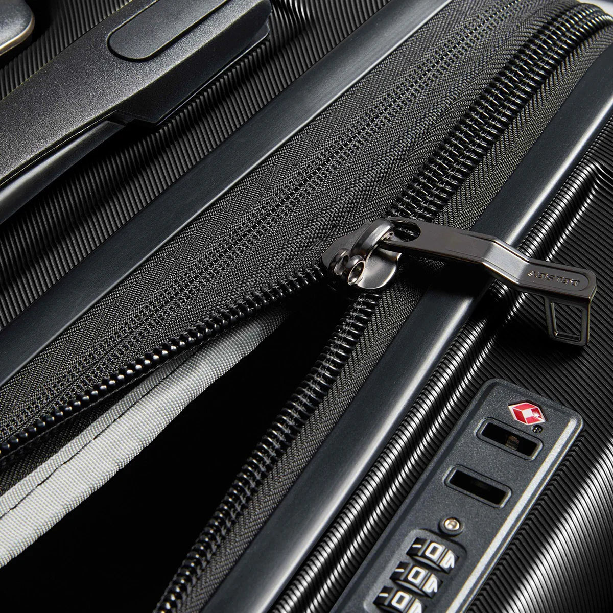 Delsey Cruise 3.0 2-Wheeled Underseater