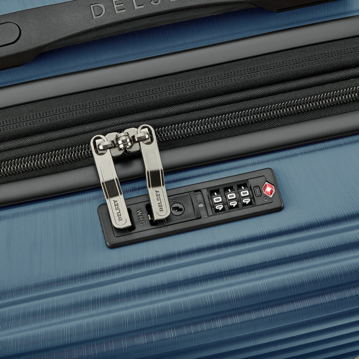 Delsey Cosmique Expandable Spinner - Deep Sea Navy detail