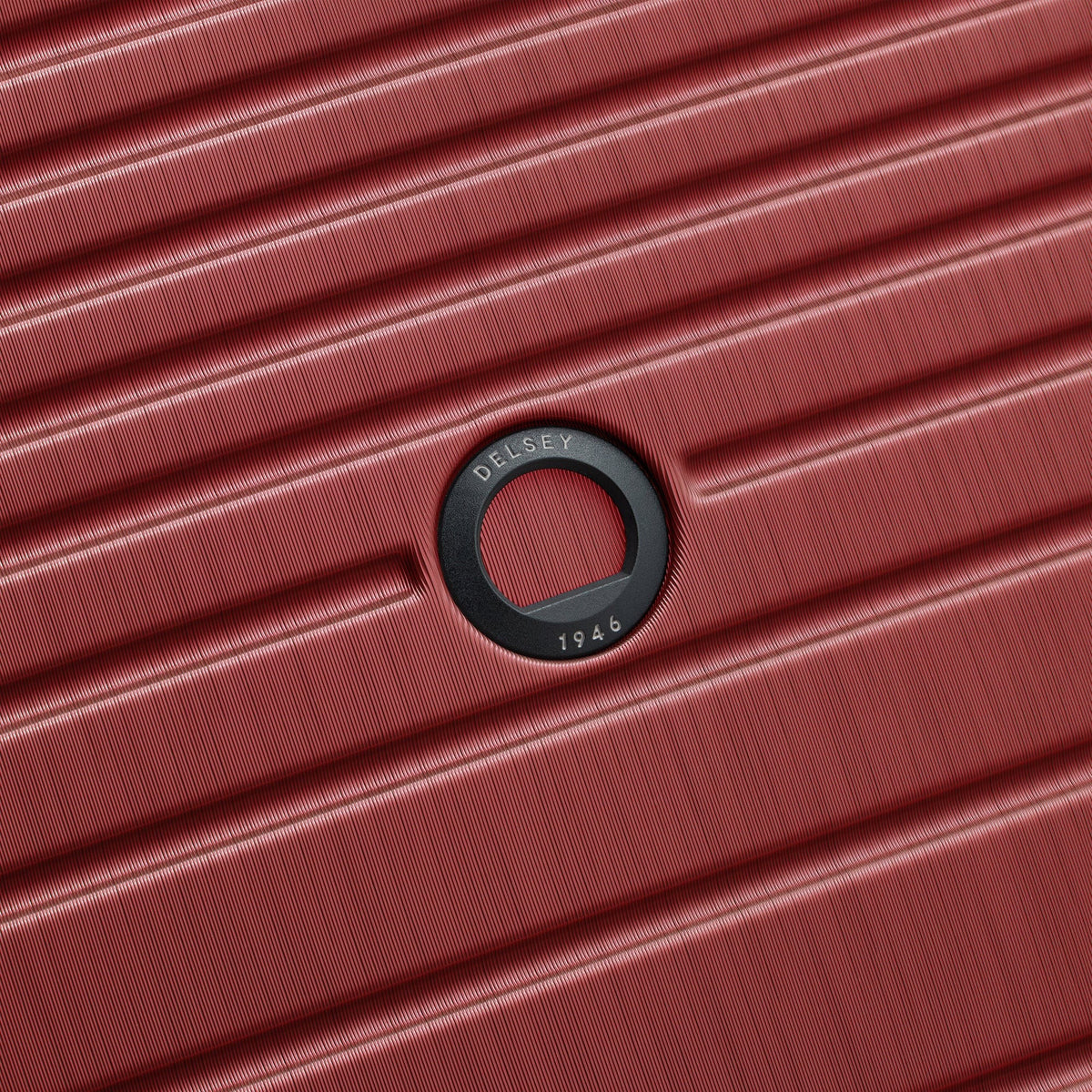 Delsey Cosmique Expandable Spinner - Syrah Red detail