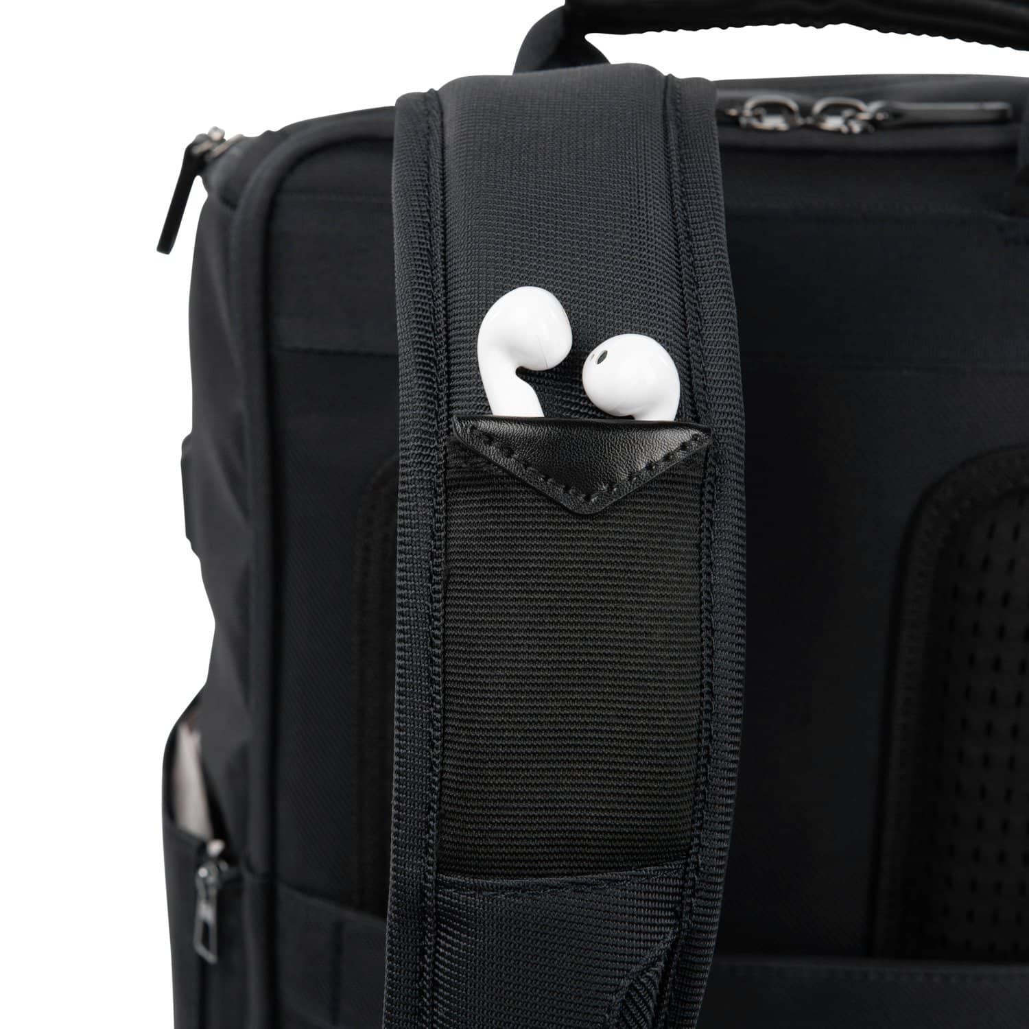 Travelpro Crew Executive Choice 3 medium backpack