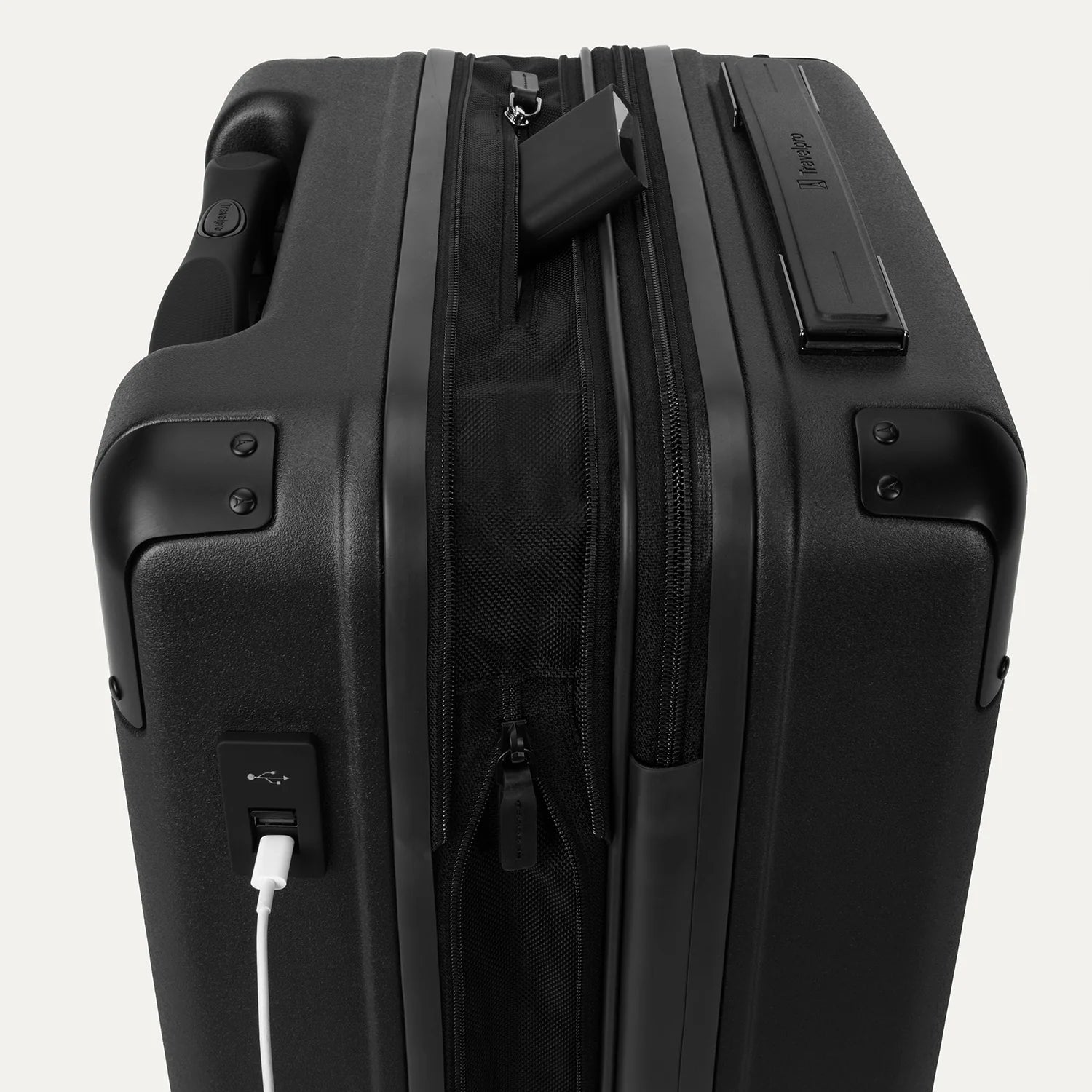 Travelpro Platinum Elite Hardside Expandable Spinner