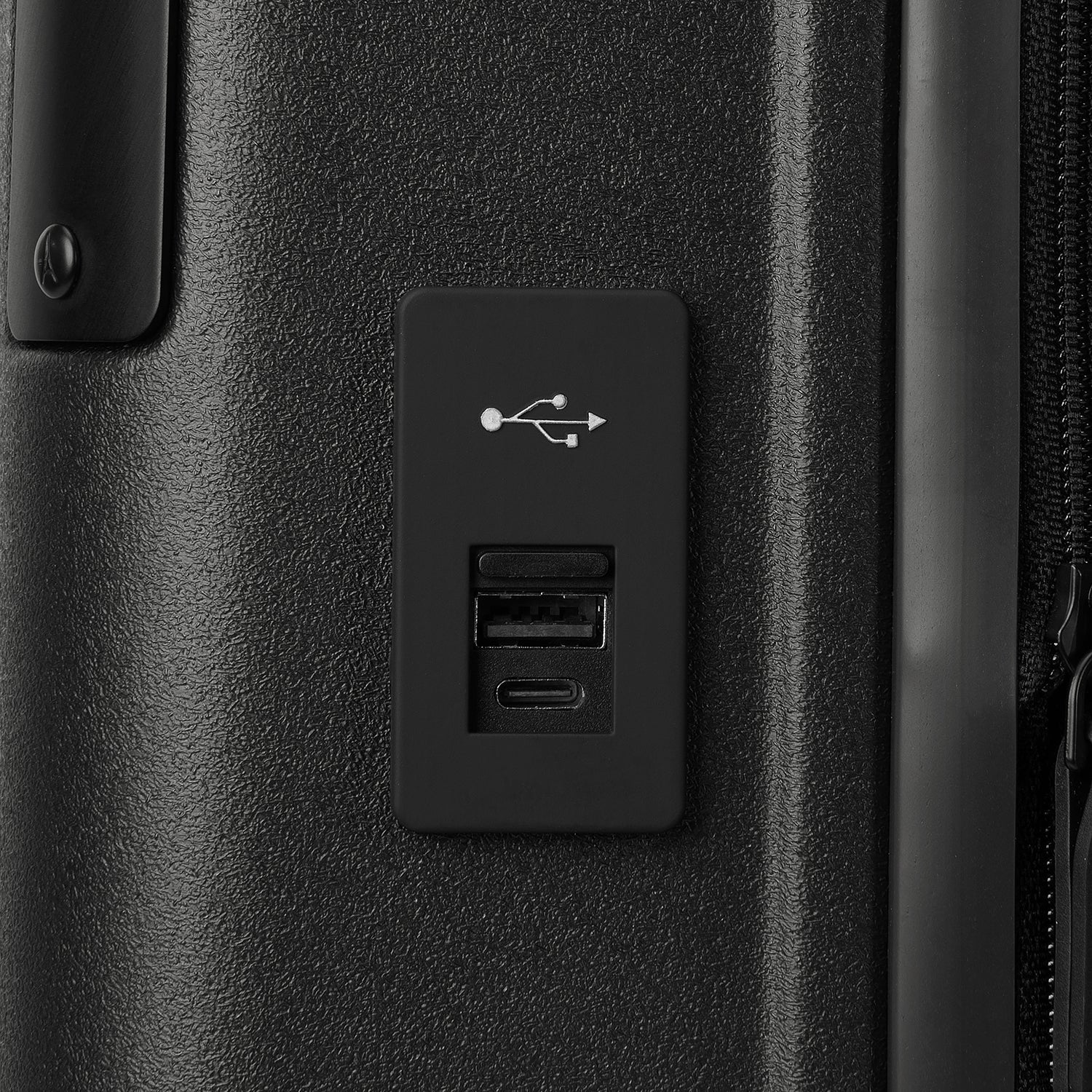 Travelpro Platinum Elite Hardside Expandable Spinner