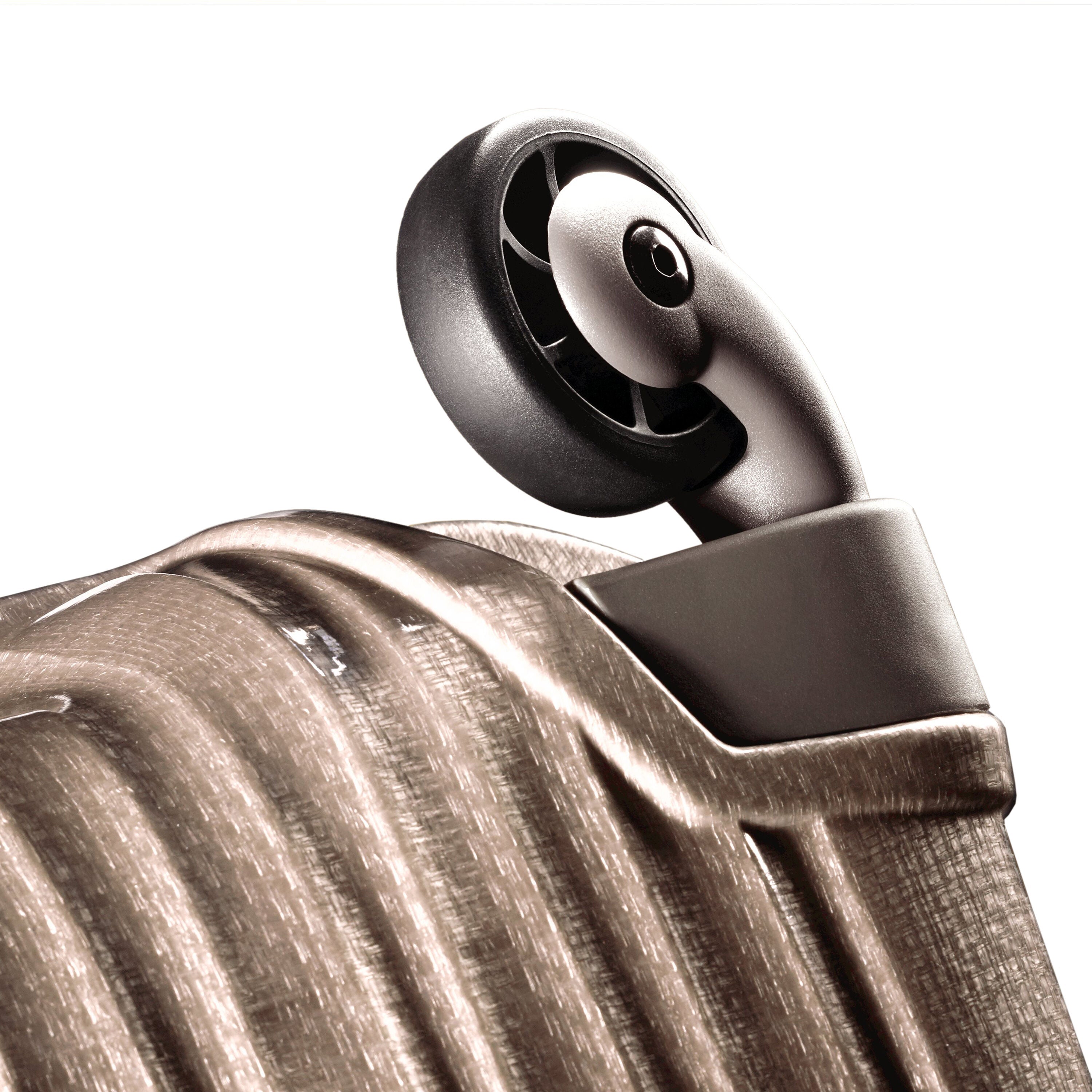 Hartmann Innovaire Global Spinner Carry-On