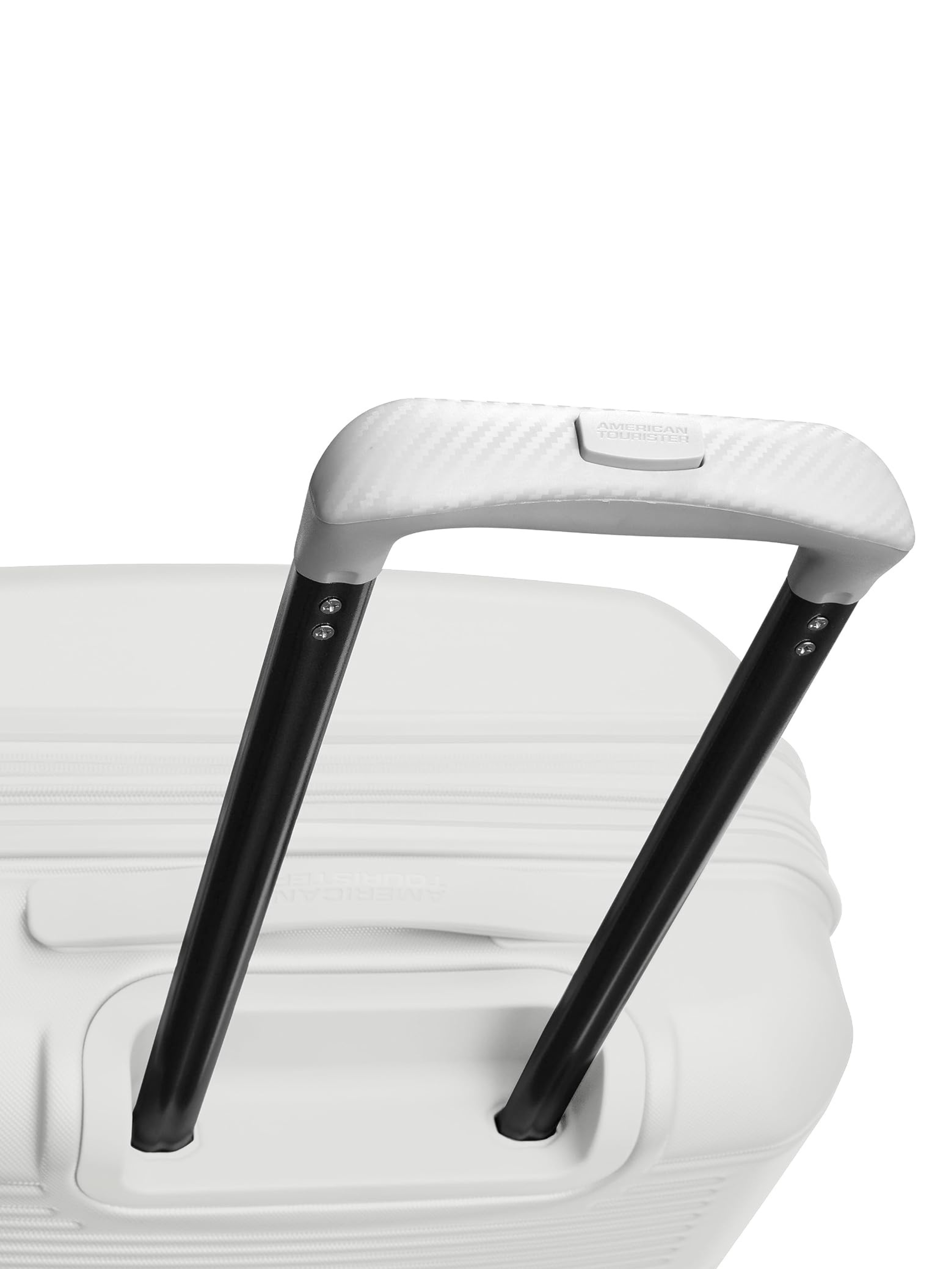American Tourister Stratum 2.0 Hardside Medium Spinner 24"