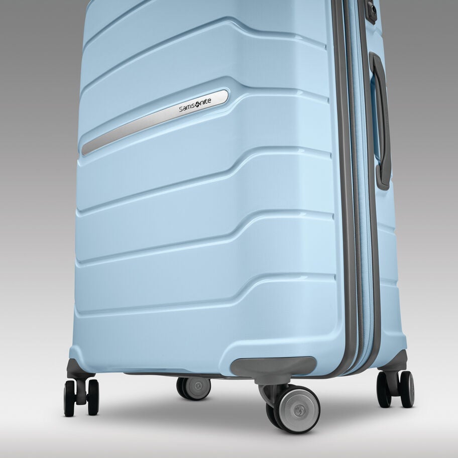 Samsonite Freeform Hardside Spinner