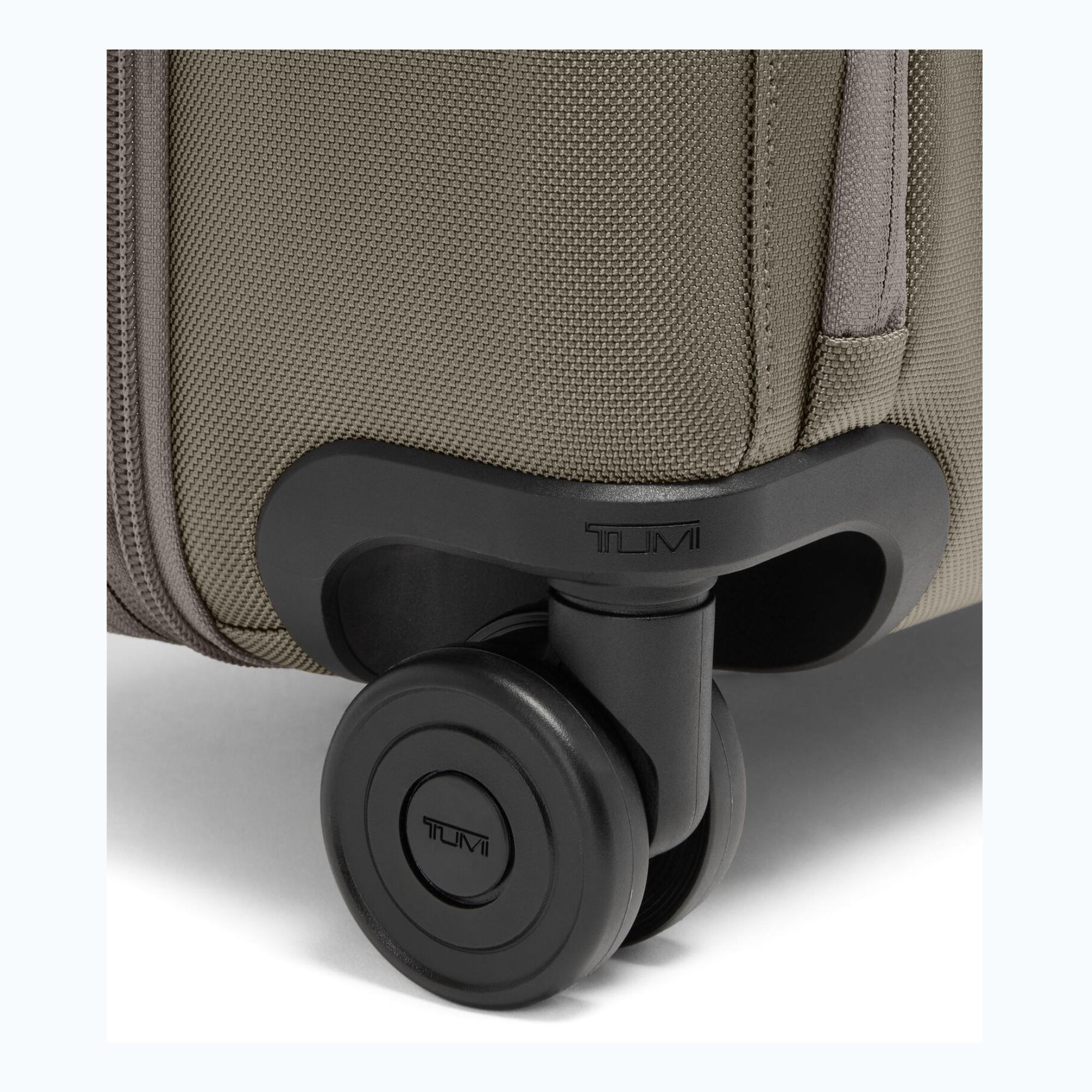 Tumi Alpha X-Large Dual Access Expandable Checked