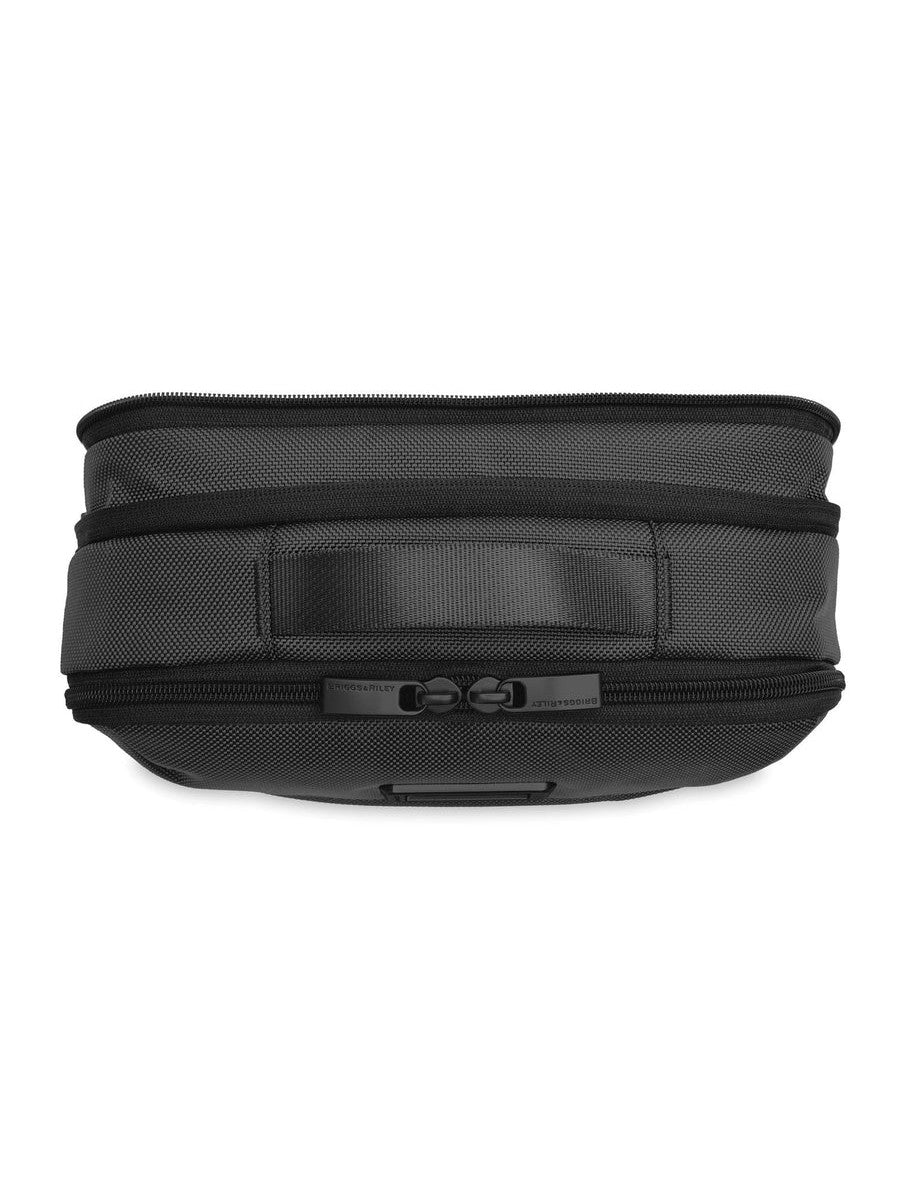 Briggs & Riley Baseline Expandable Essentials Kit