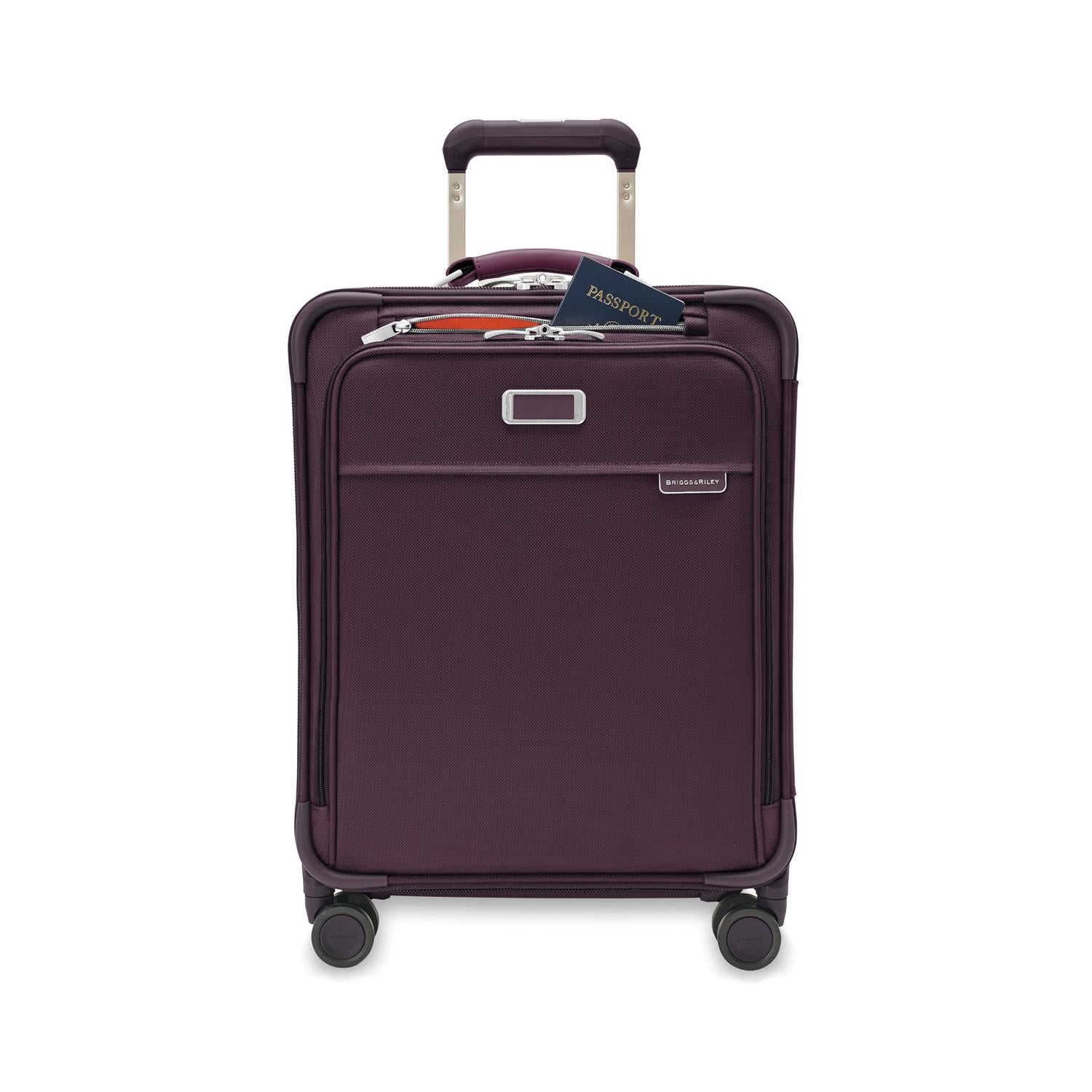 Briggs & Riley Baseline Expandable Spinner