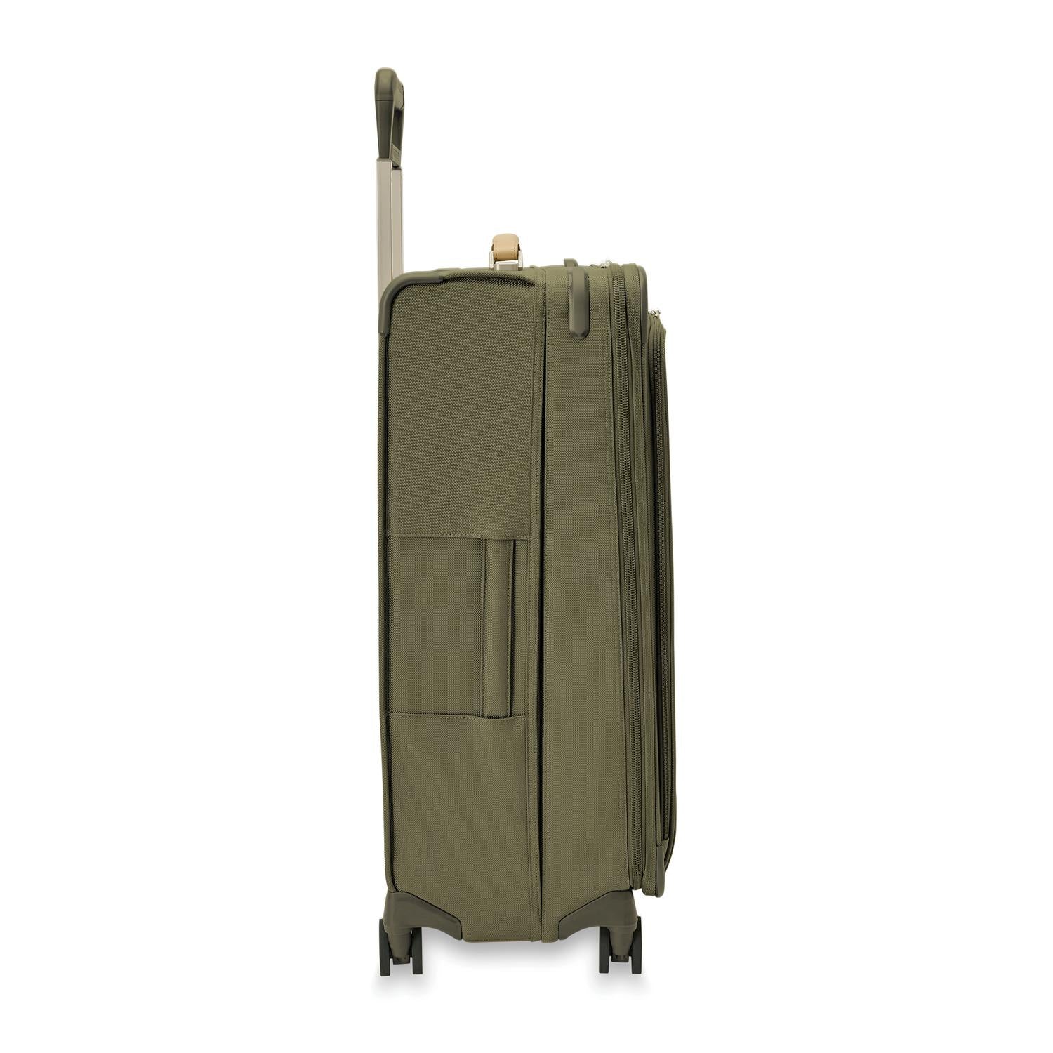 Briggs & Riley Baseline Expandable Spinner