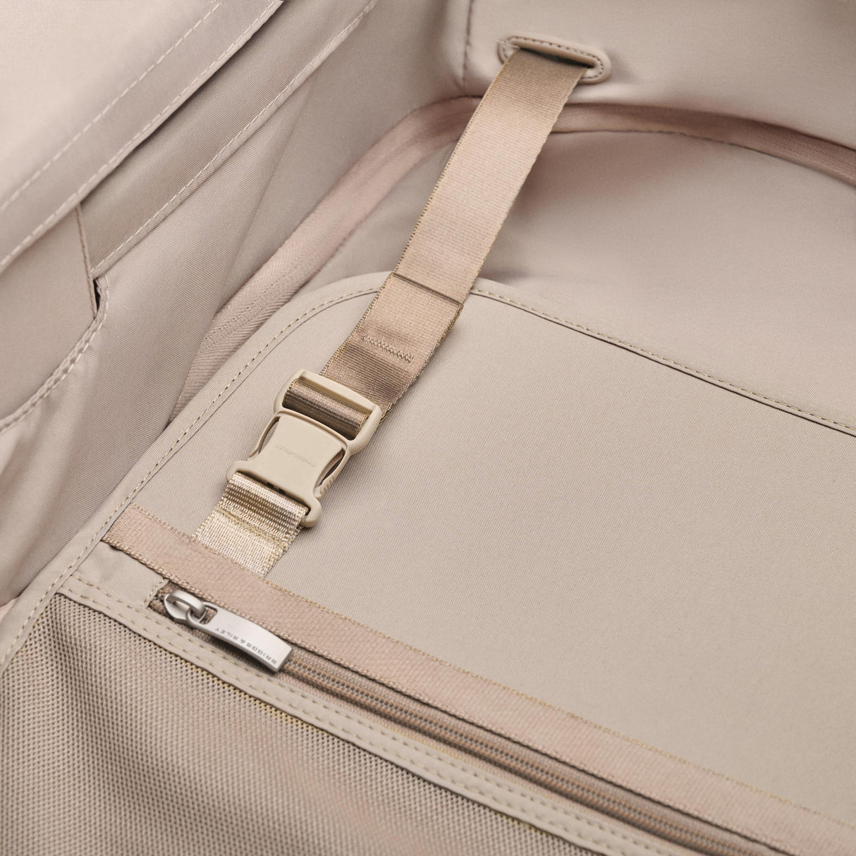 Briggs & Riley Sympatico Expandable Spinner