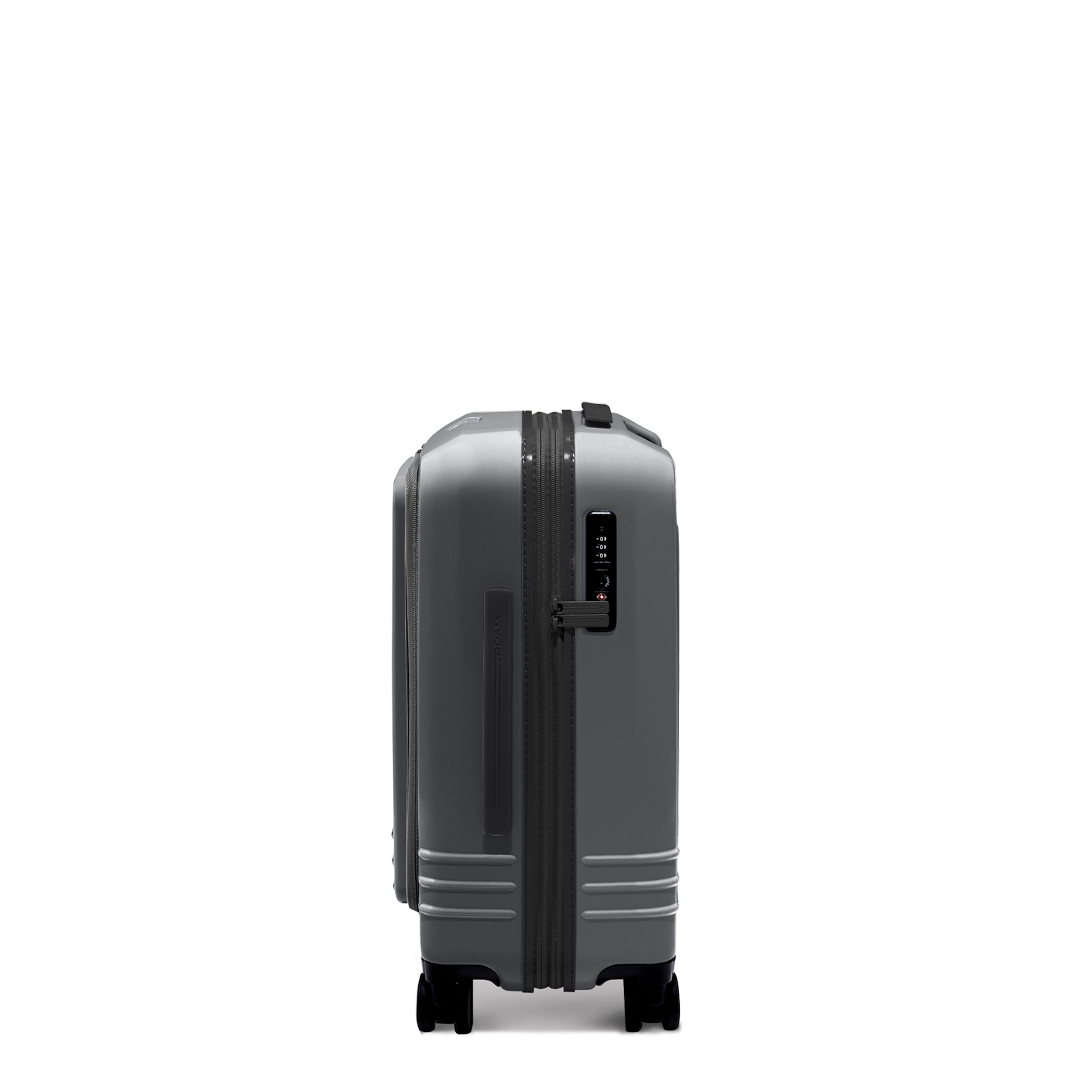 Roam Designer Collection Front Pocket Carry-On Expandable 22"