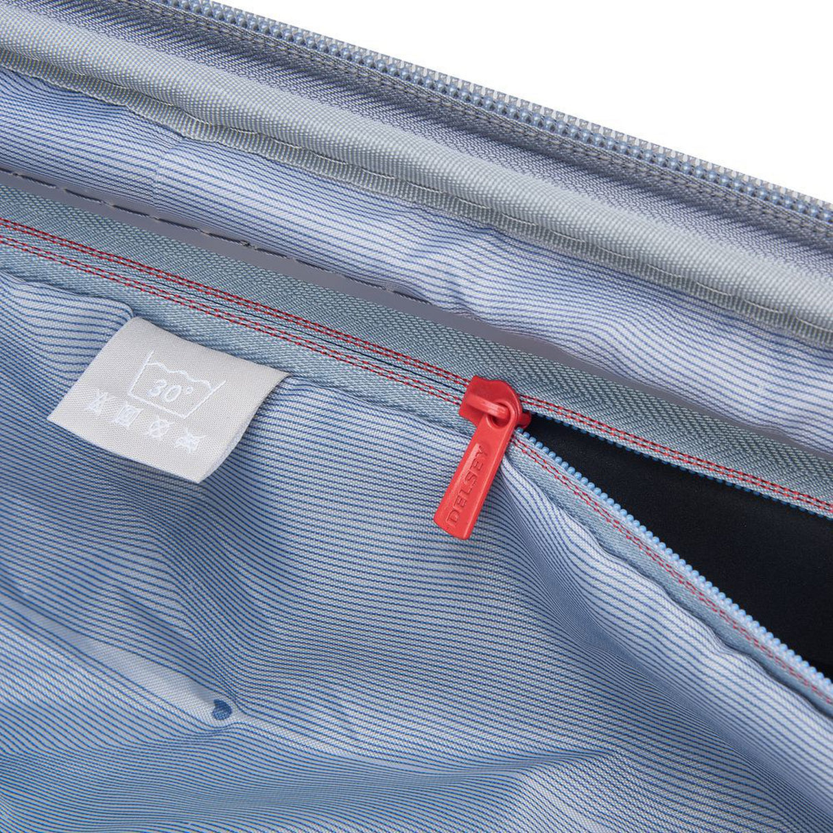 Delsey Cruise 3.0 Expandable Spinner Large 28"