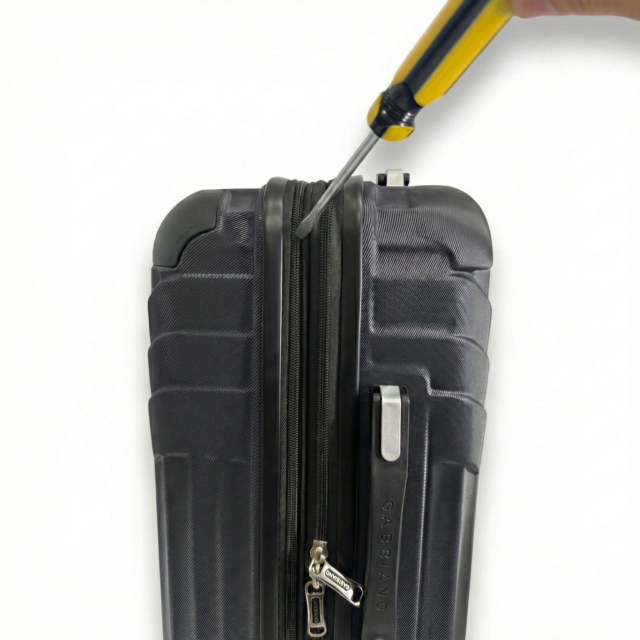 Gabbiano Legend 22" Expandable Carry-On 8 Wheel Spinner Luggage