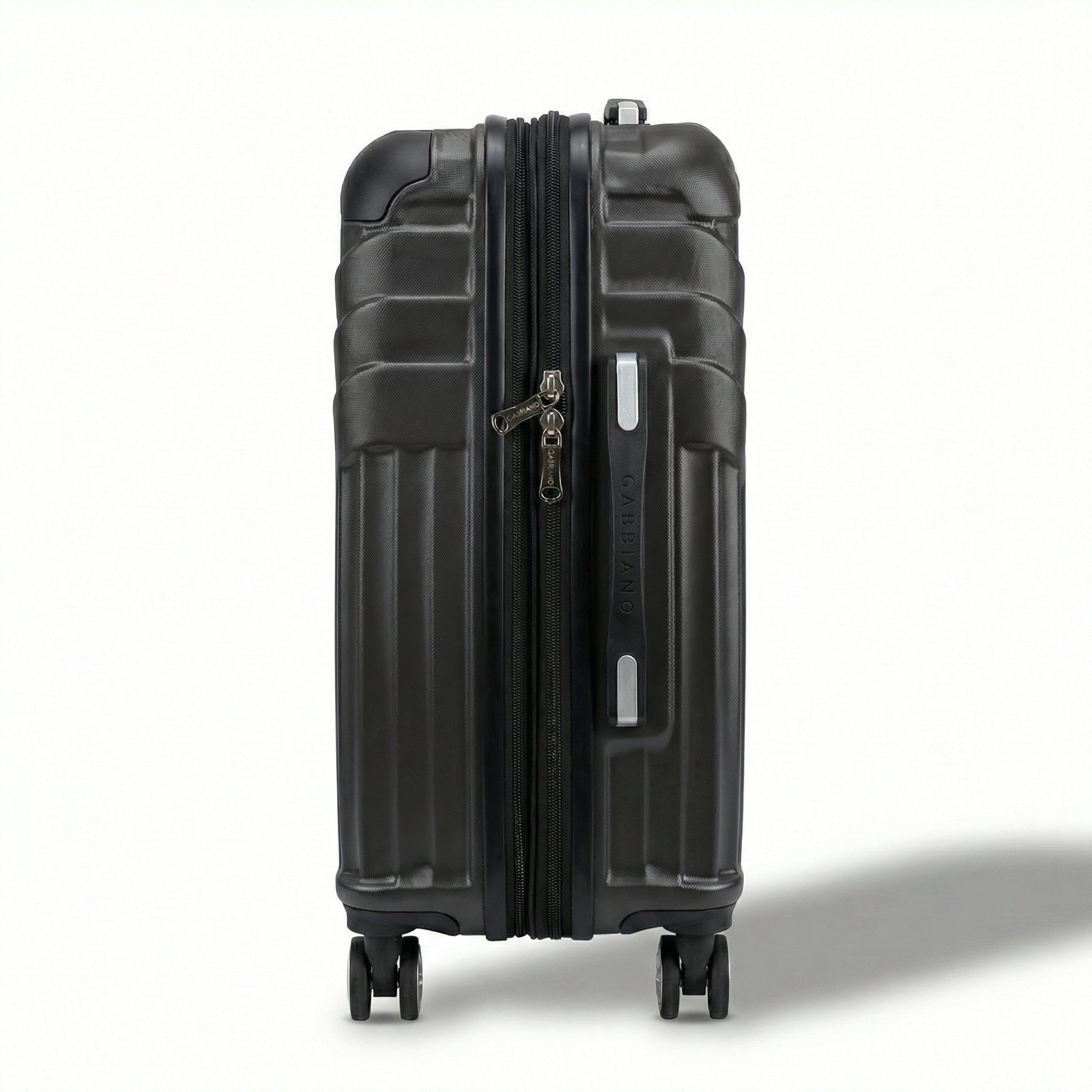 Gabbiano Legend 22" Expandable Carry-On 8 Wheel Spinner Luggage