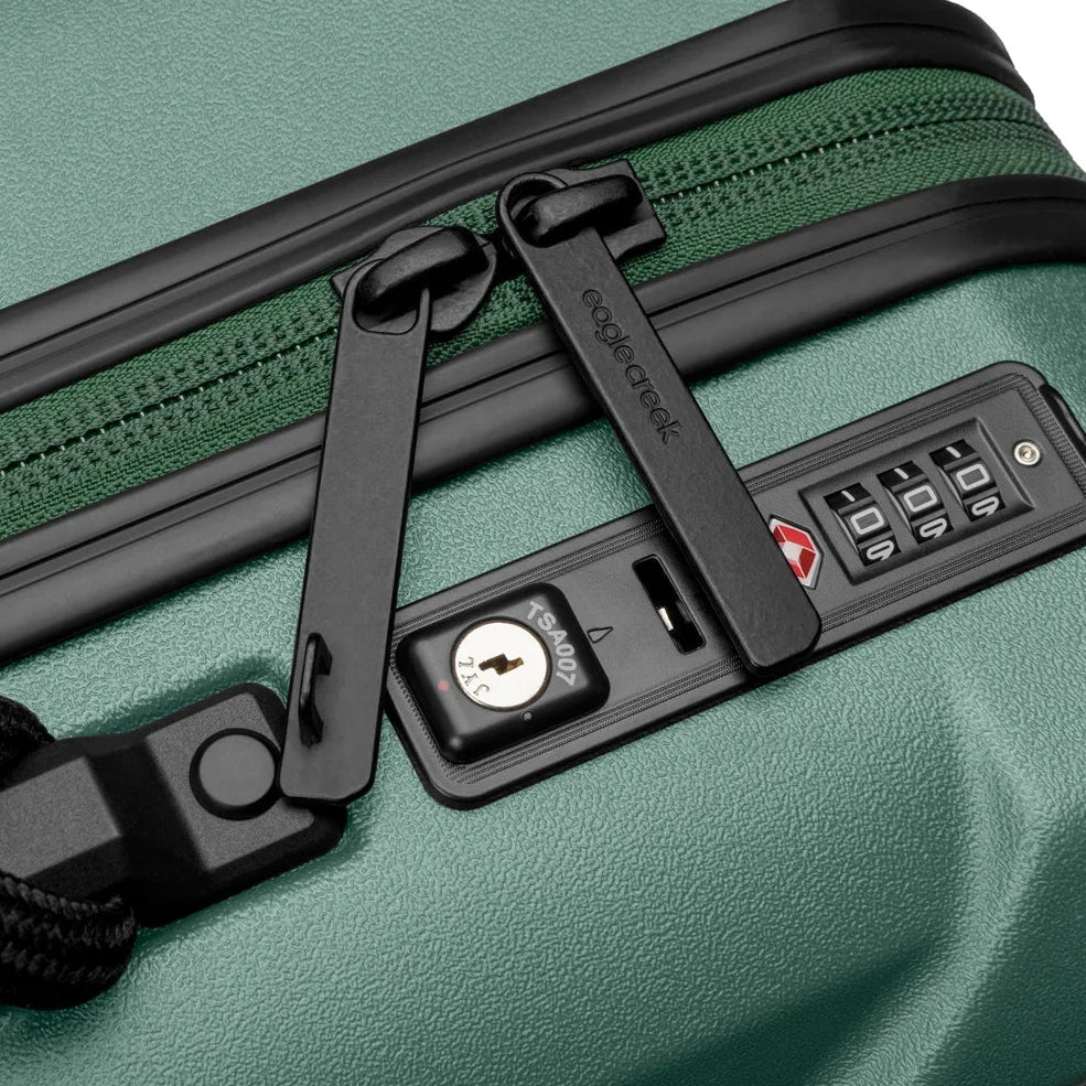 Eagle Creek Tarmac 4 Wheeled Luggage